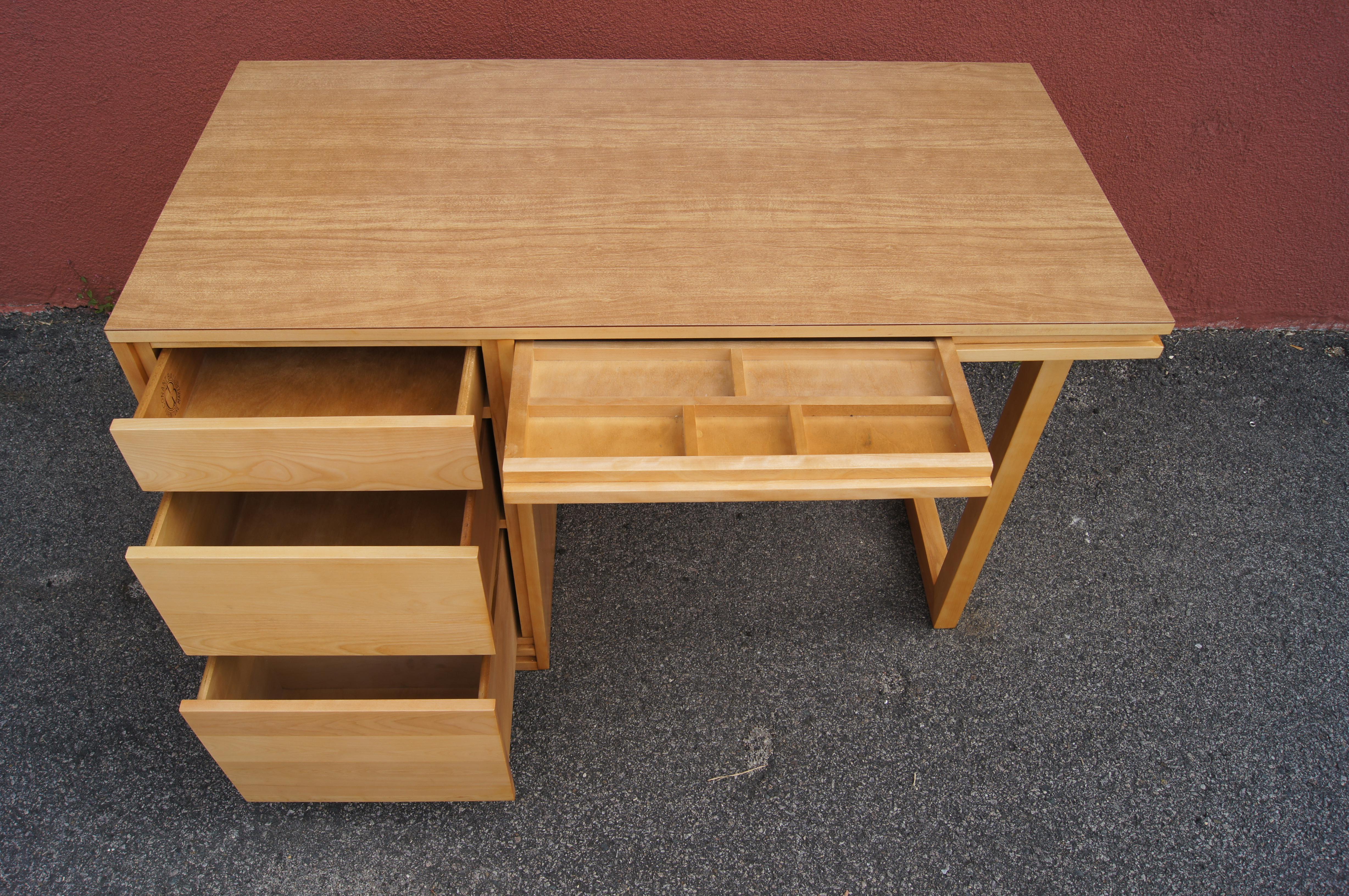 Mid-Century Modern ModernMates Desk by Leslie Diamond for Conant Ball For Sale