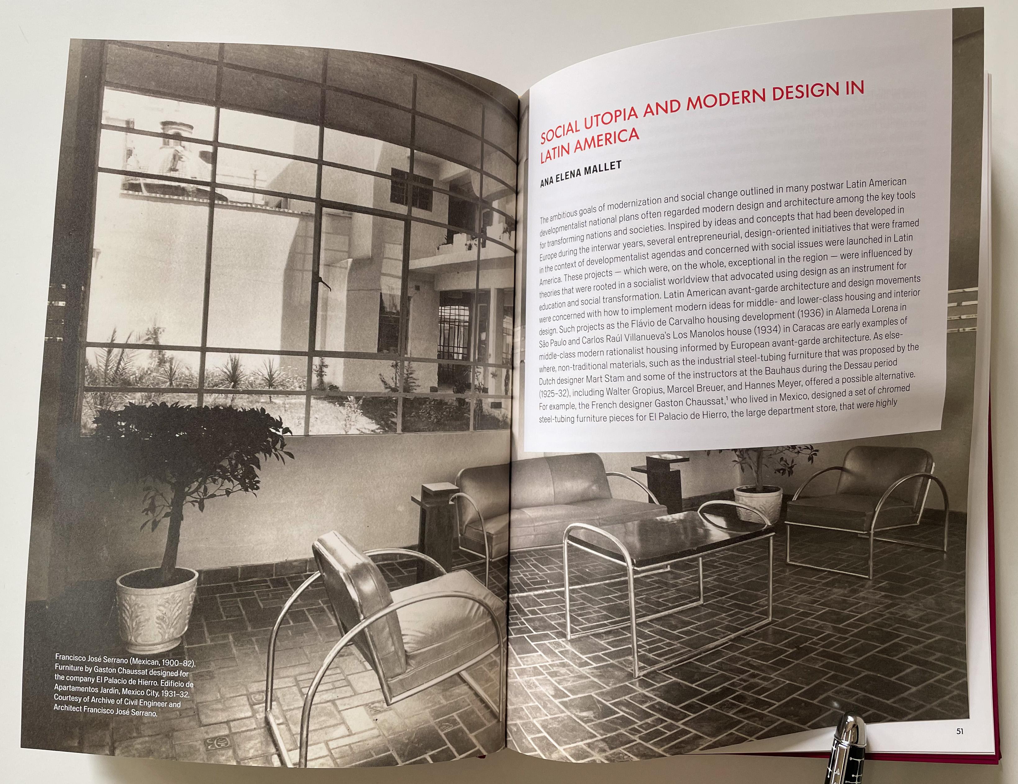 Moderno : Design for Living in Brazil, Mexico, and Venezuela, 1940-1978 Bon état - En vente à New York, NY