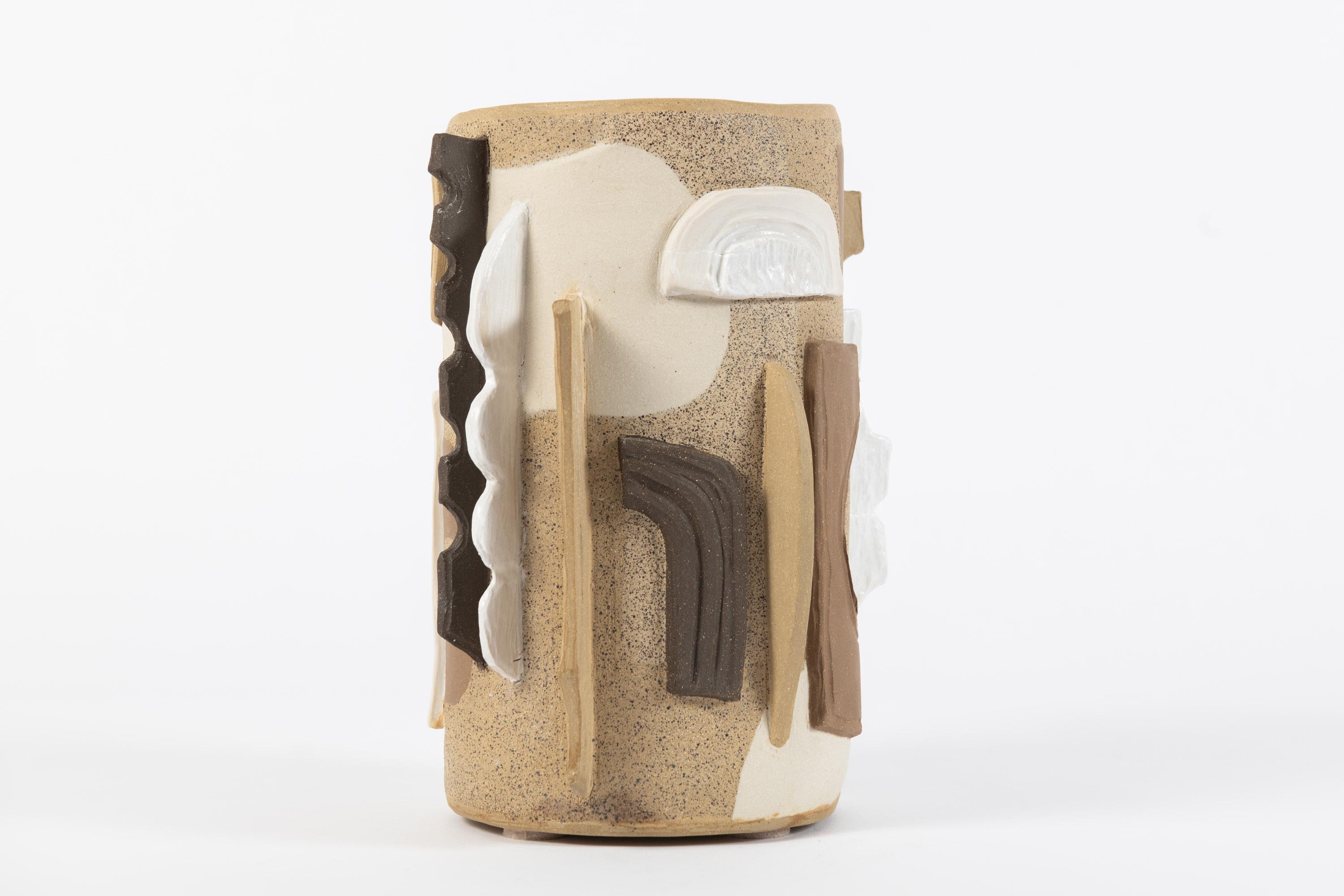 Trish DeMasi
Moderno Vessel, Lina, 2021
Inlaid clay bodies
Measures: 7.5 x 7.5 x 11 in

Named after Lina Bo Bardi, Italian-born modernist Brazilian architect and designer.