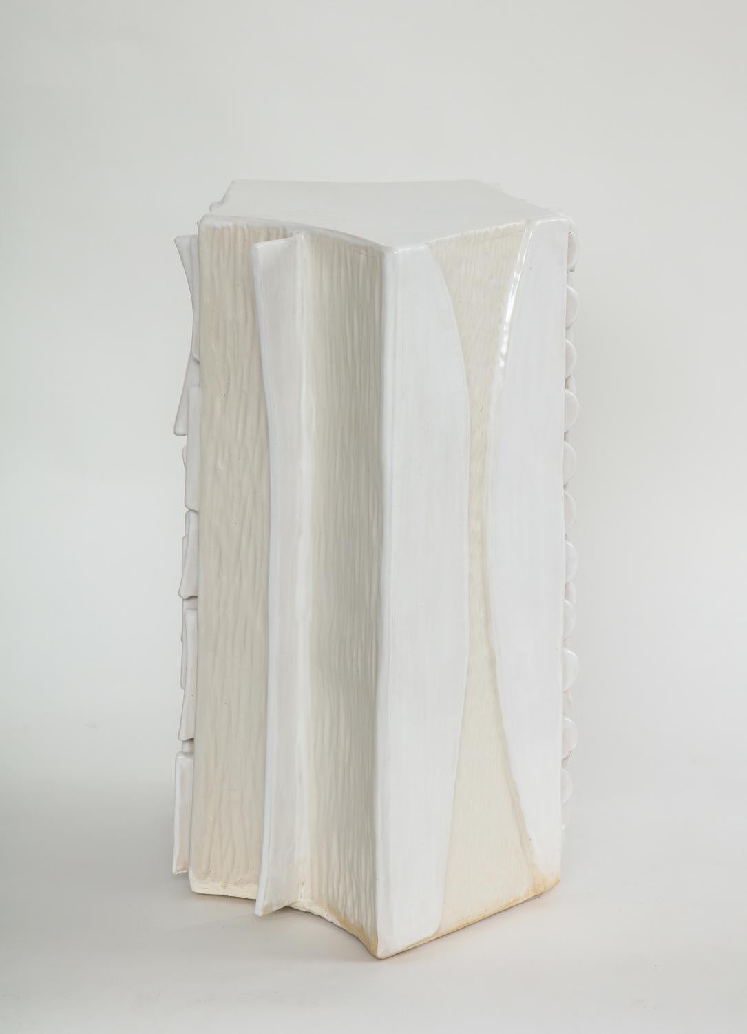 Trish DeMasi
Moderno white, 2020
Glazed ceramic
Measures: 21 x 15.5 x 12.5 in.