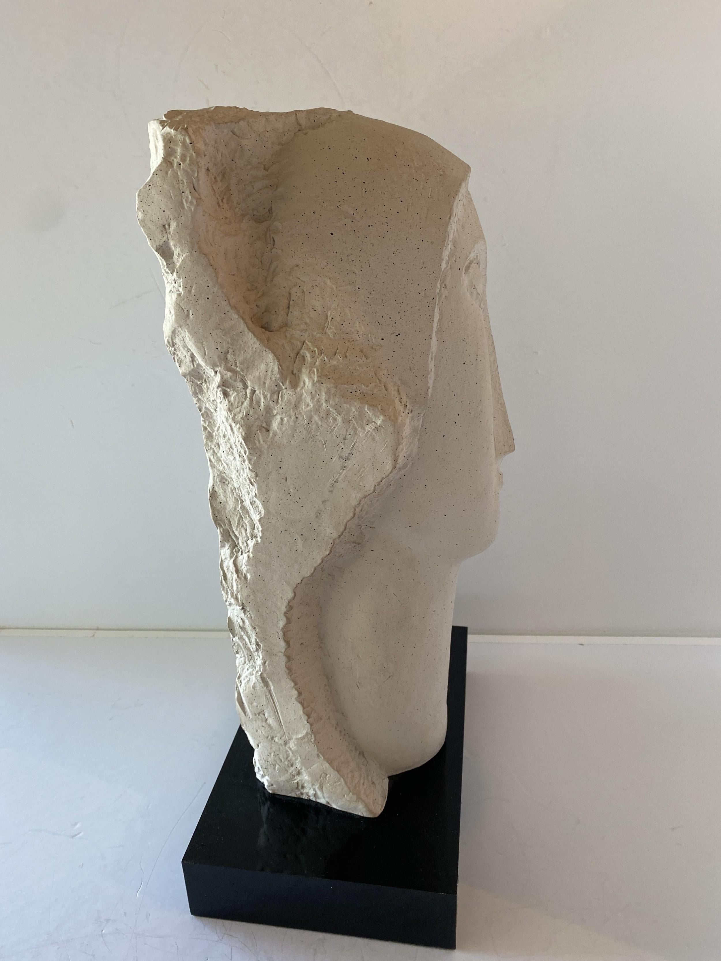 Modigliani style Tete sculpture In Good Condition For Sale In New York, NY
