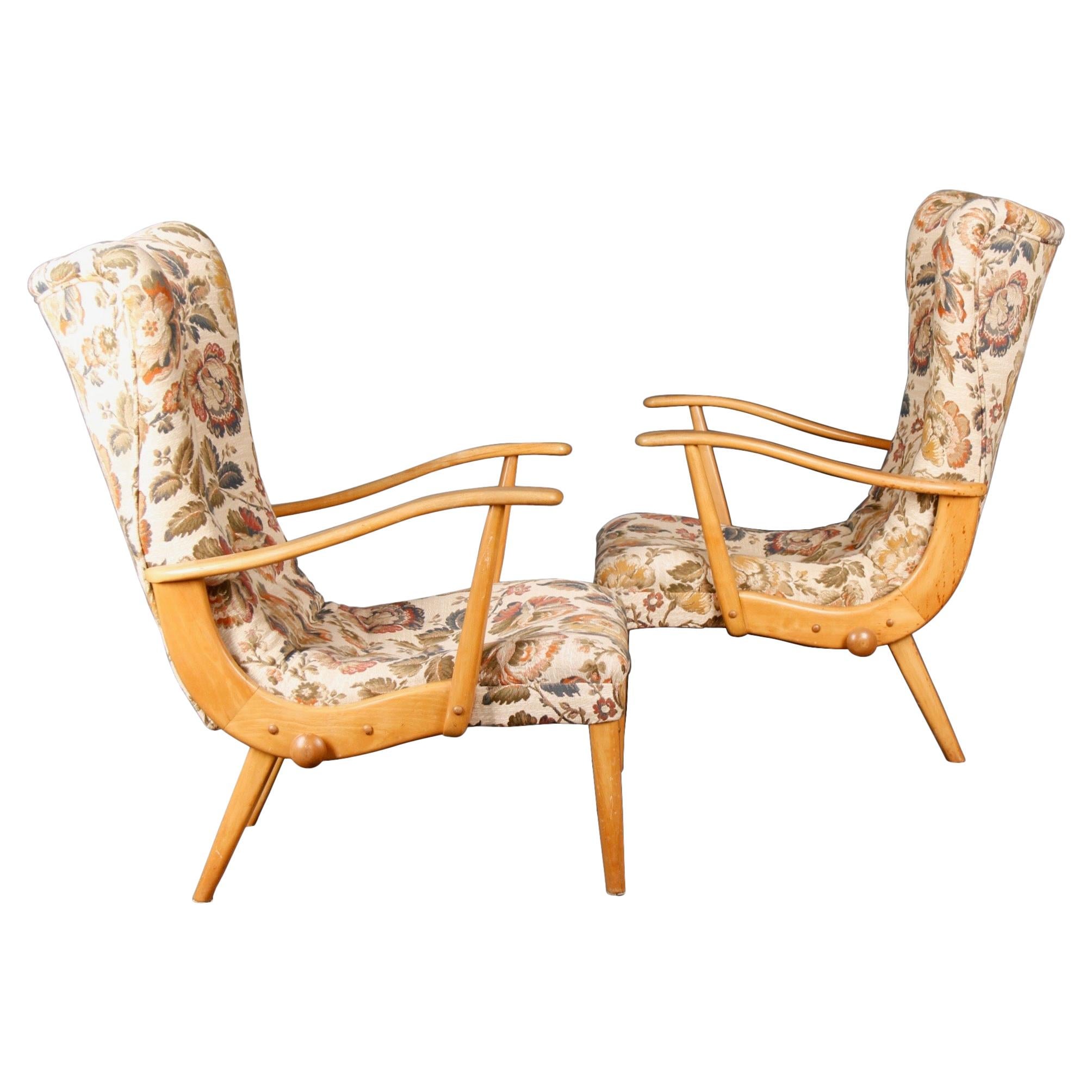 Modulable Pair of Armchairs