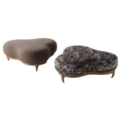 Modulair Brown Dogs Gobelin Pouf in Solid Walnut Base
