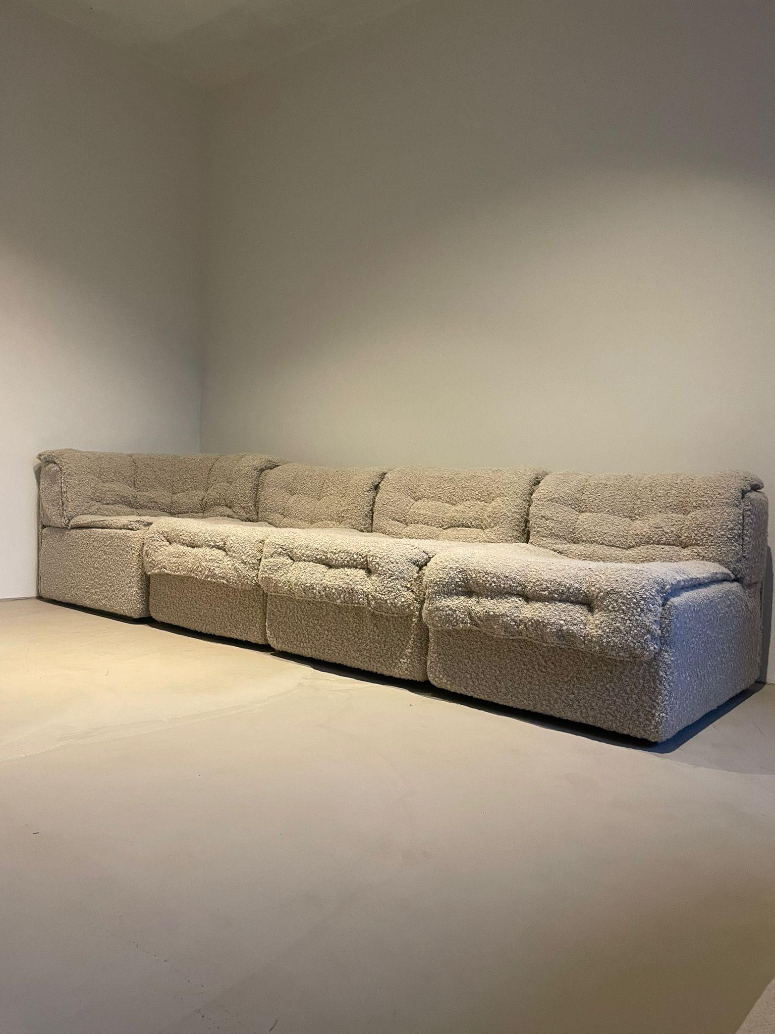 Modulair Vintage Bouclé Patchwork sofa by Desede, DS-11 For Sale 4