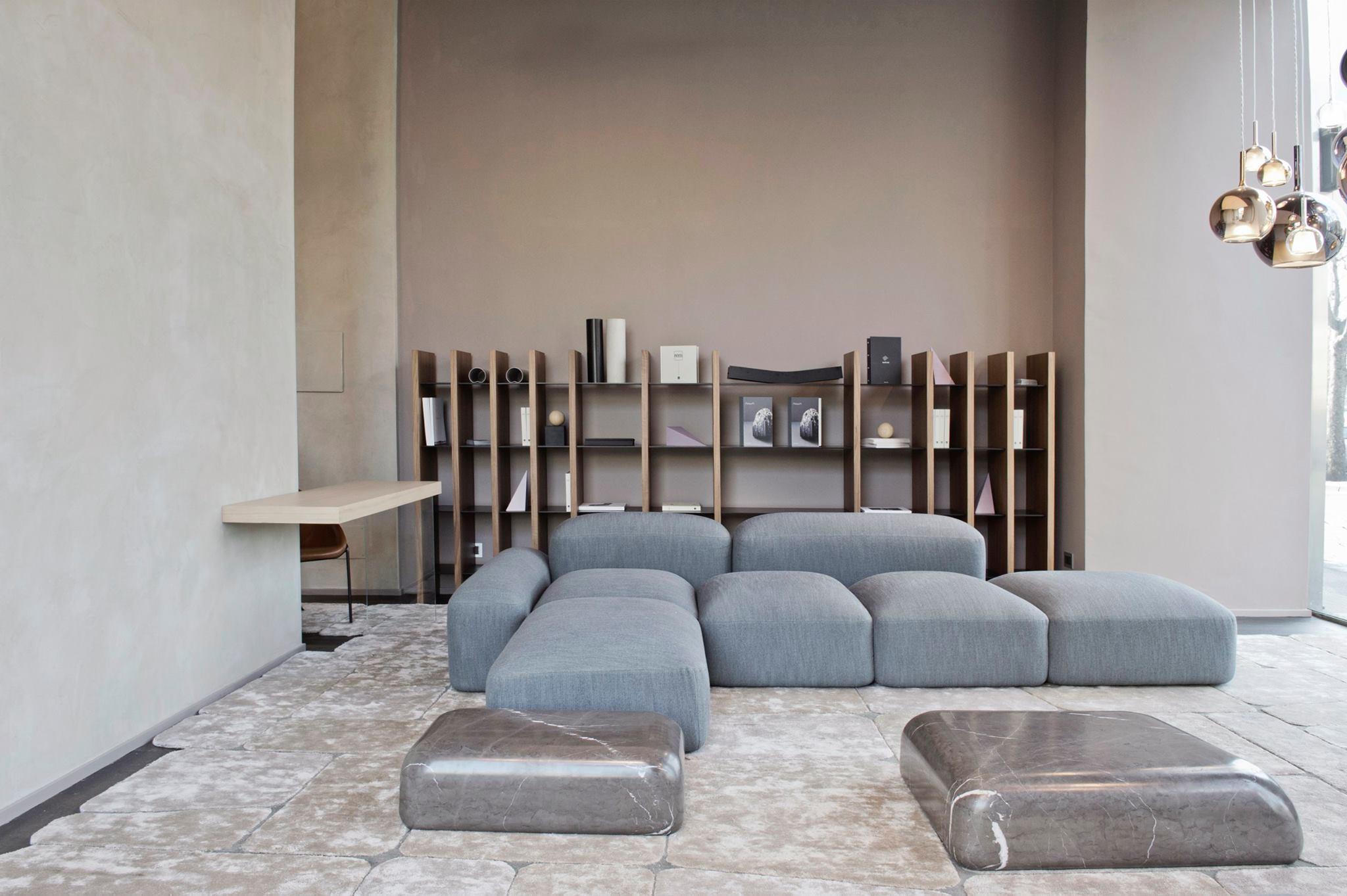 Leather Modular and Customizable Sofa 'Lapis' E019, Blue Velvet Nobilis col.13 For Sale