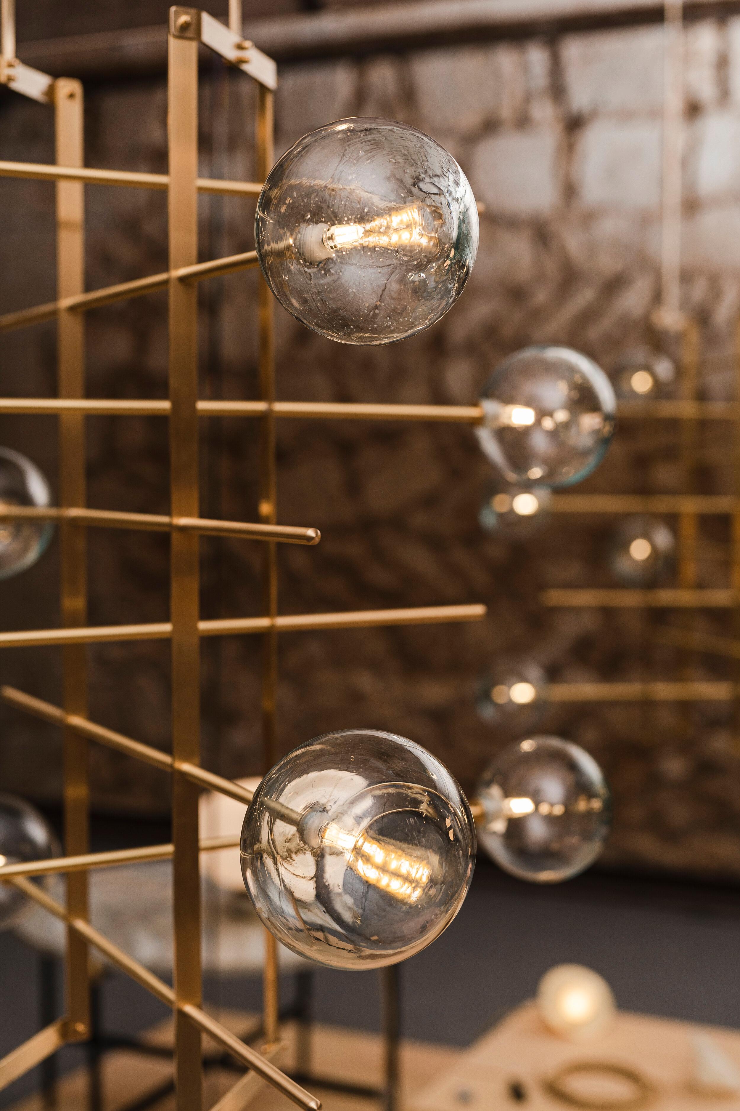 Spagnolo Lampadario modulare lungo 8 lampade di Contain in vendita
