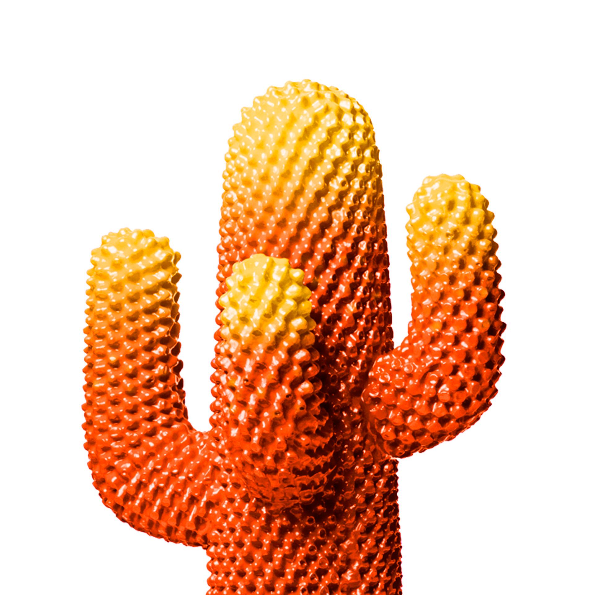 Gufram présente CACTUS® : The Invisible Spectrum, une nouvelle collection en édition limitée disponible dans un total de 365 pièces pour une année seulement. Cette nouvelle collection présente trois CACTUS® uniques et surprenants, inspirés par la
