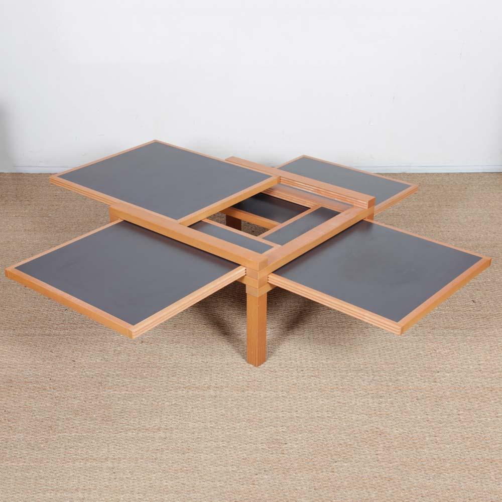 Late 20th Century Modular coffee table by Bernard Vuarnesson for Bellato, 1980s For Sale
