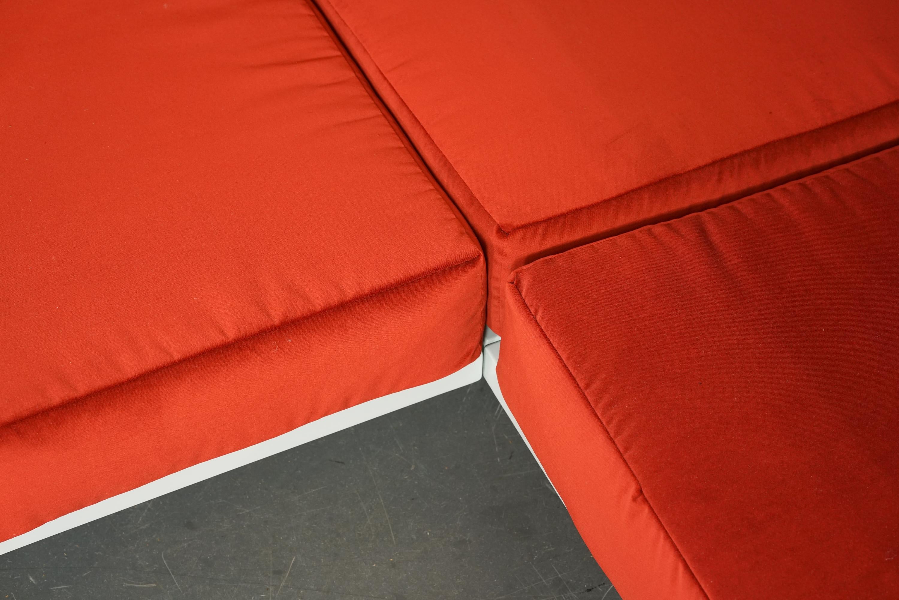 Modular Couch by Ahti Taskinen for Asko, 1970s In Good Condition For Sale In Helsinki, FI