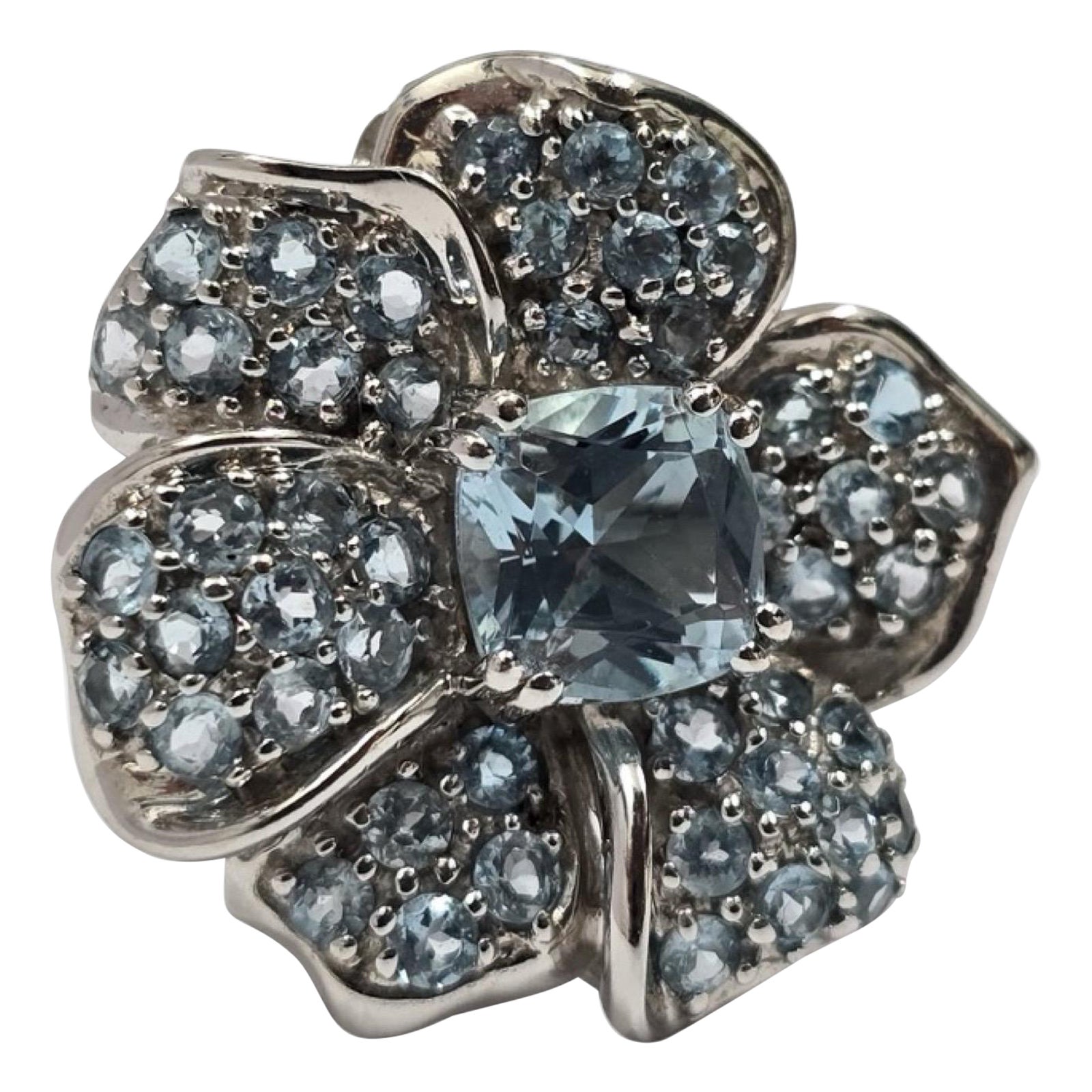Modular Couture or blanc 14K 3.27ct Aquamarine Flower Interchangeable Top en vente