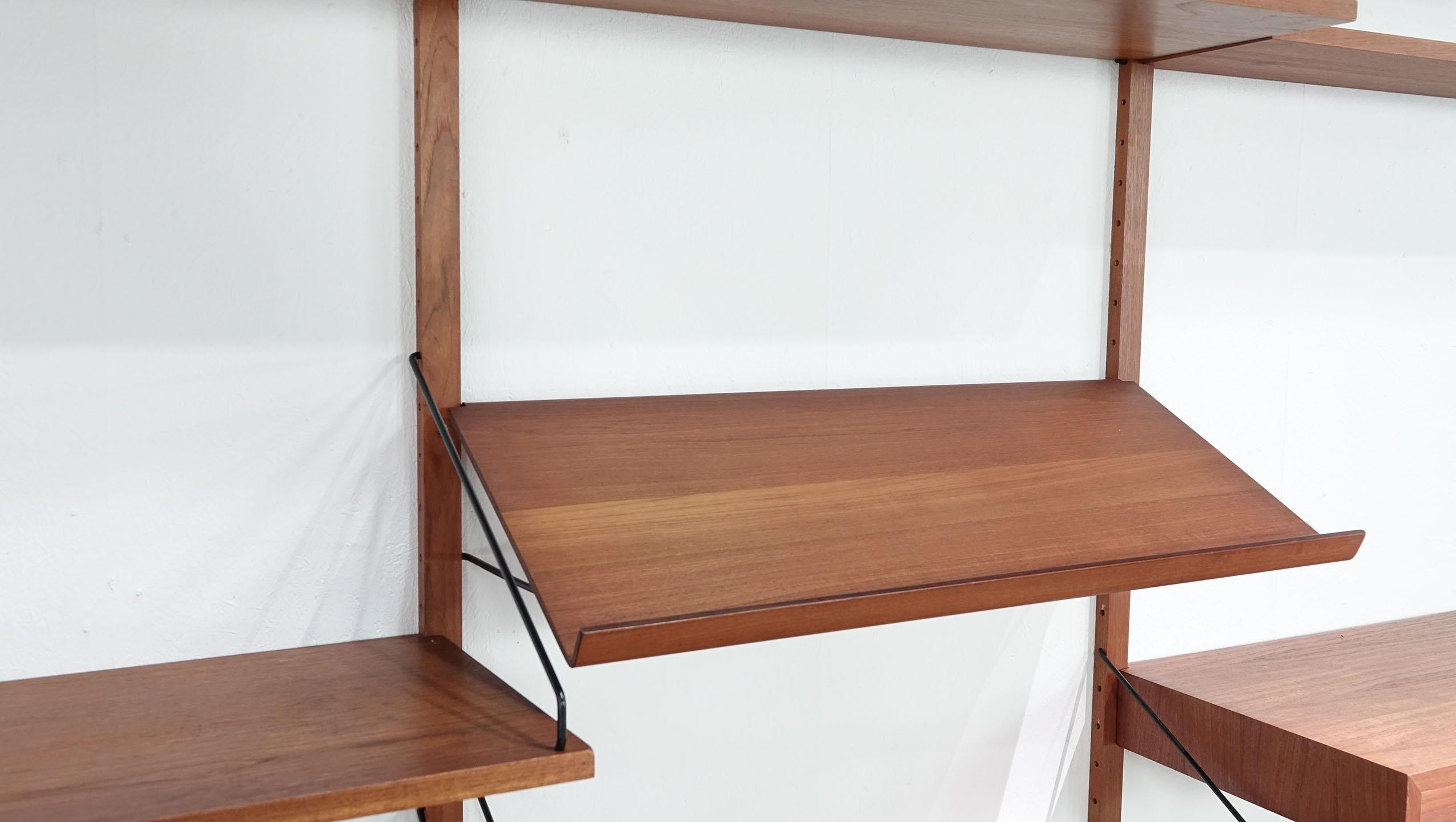 Modular Danish Teak Shelving System by Poul Cadovius for Cado Royal 7