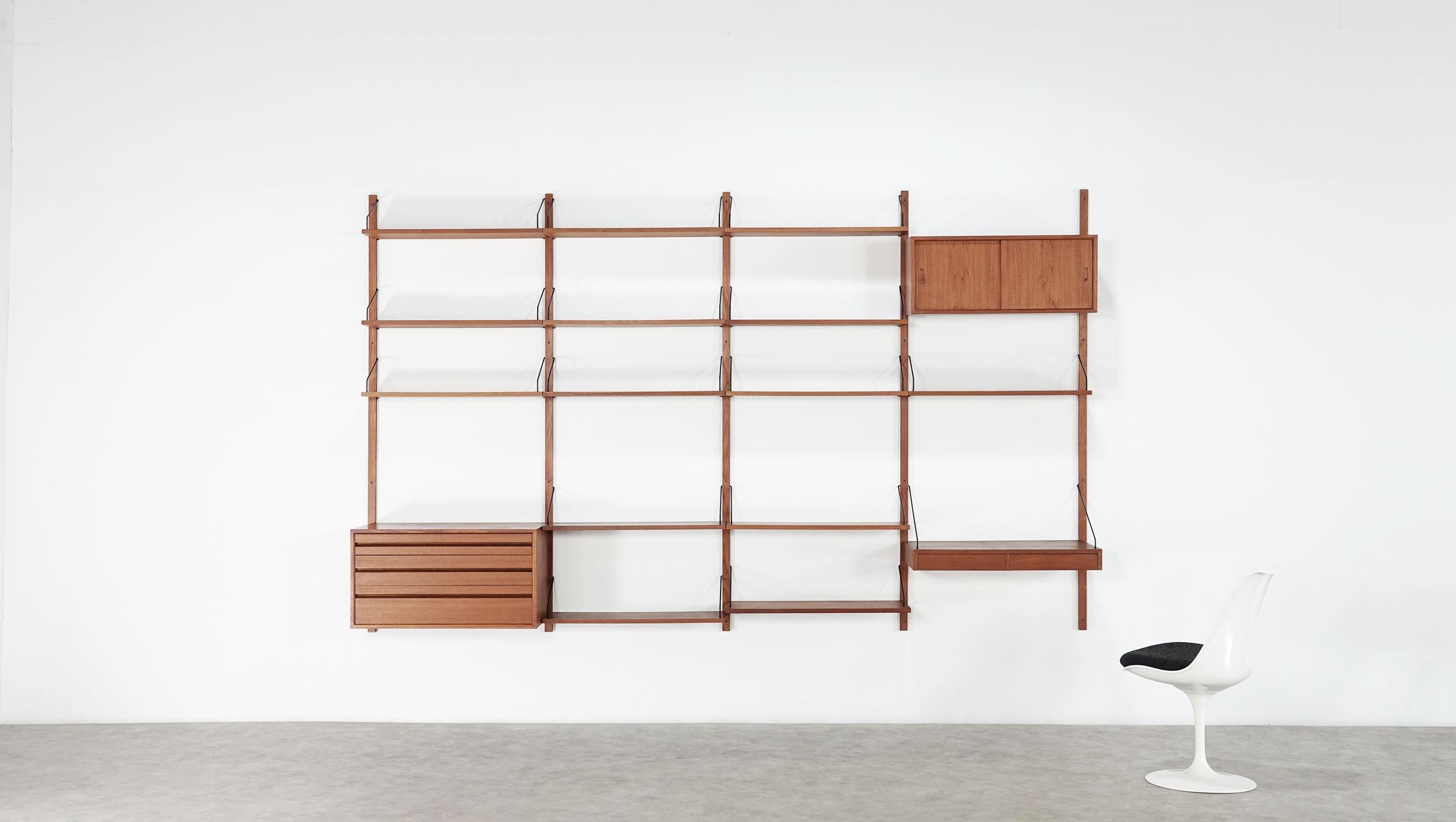 Modular Danish teak shelving system by Poul Cadovius for Cado Royal 6