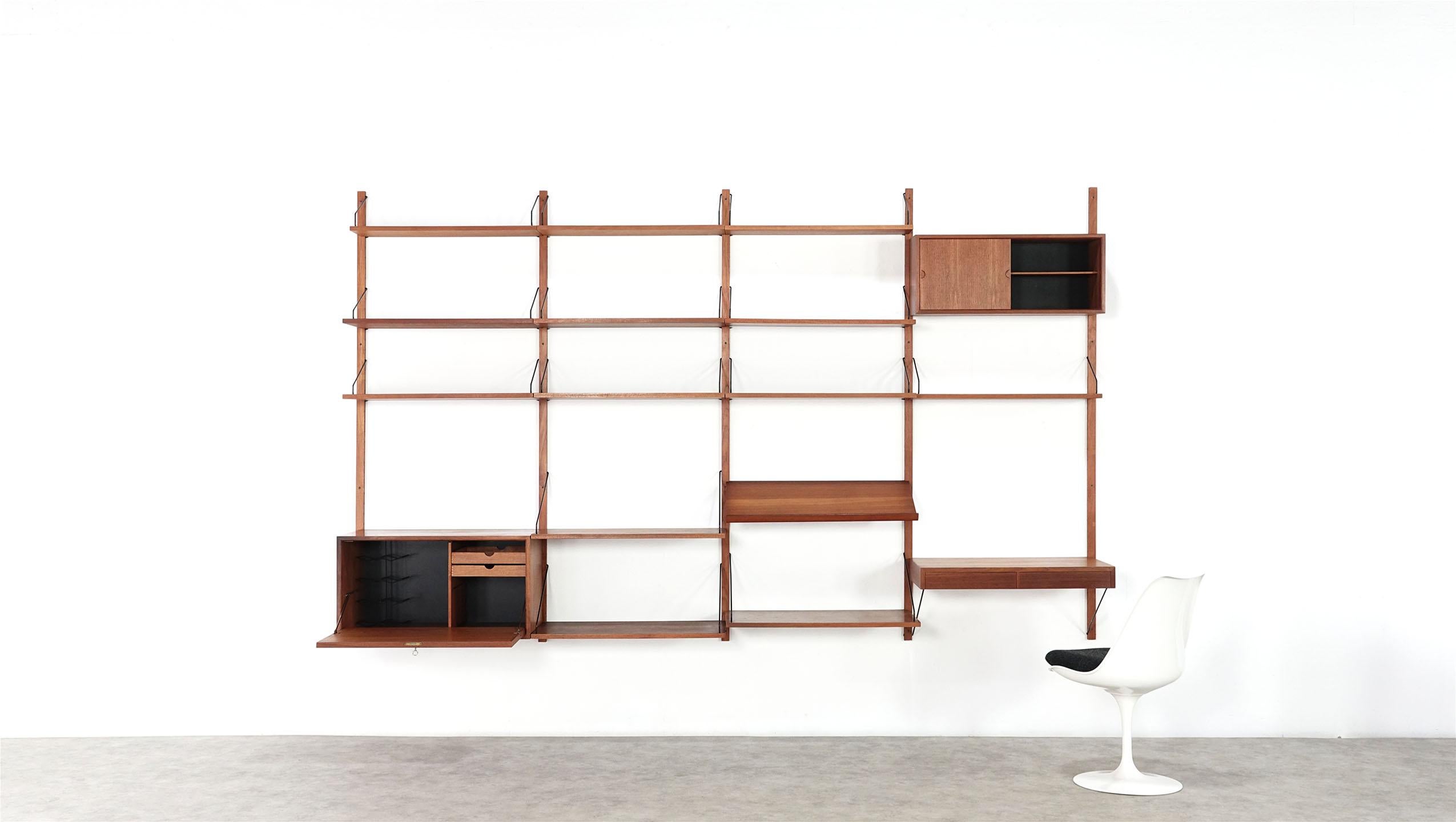Modular Danish Teak Shelving System by Poul Cadovius for Cado Royal 11