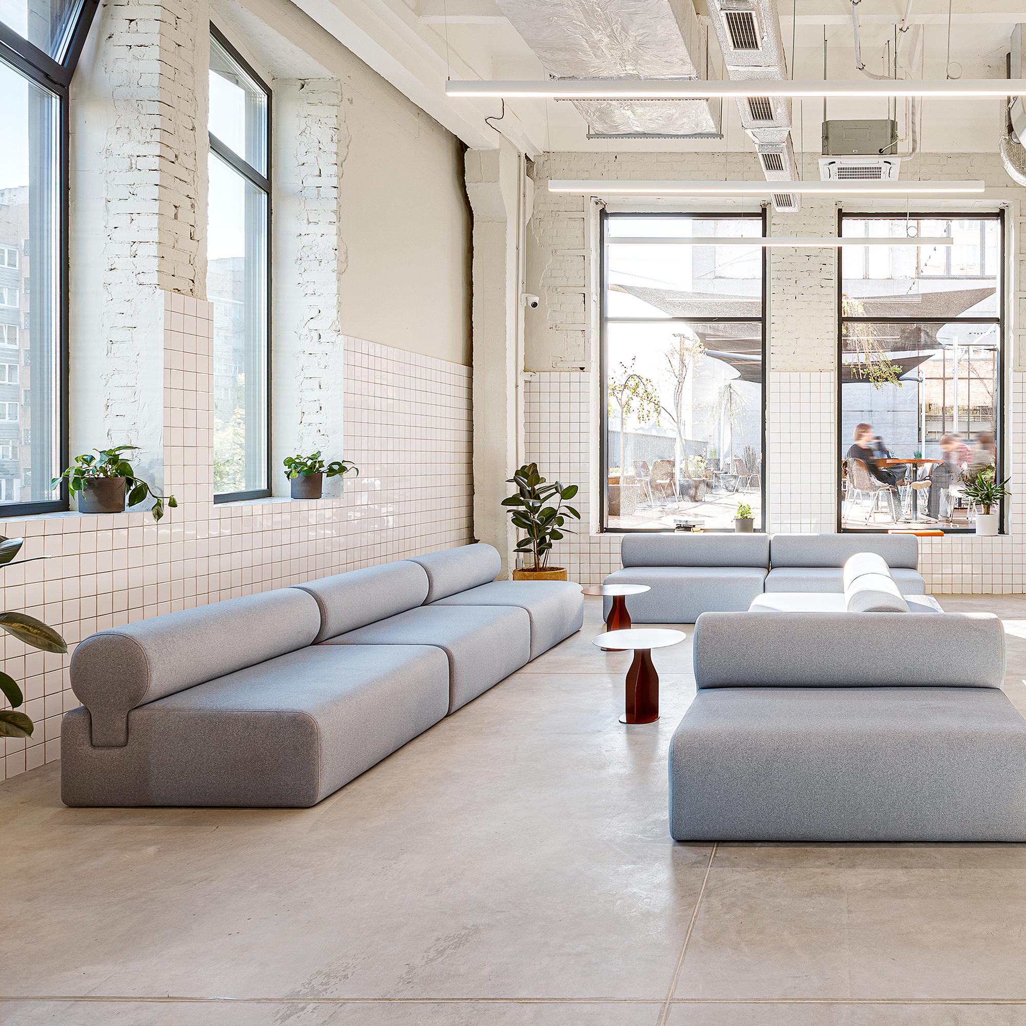 Modern Modular Designer Sofa 'OAK' by WOO – Customizable Contemporary Sectional Seating For Sale