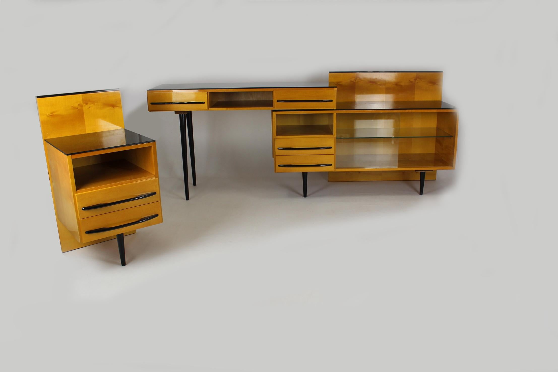 Modular Desk Set with Black Glass Top by Mojmir Pozar, 1960s, Set of 3 In Good Condition For Sale In Żory, PL