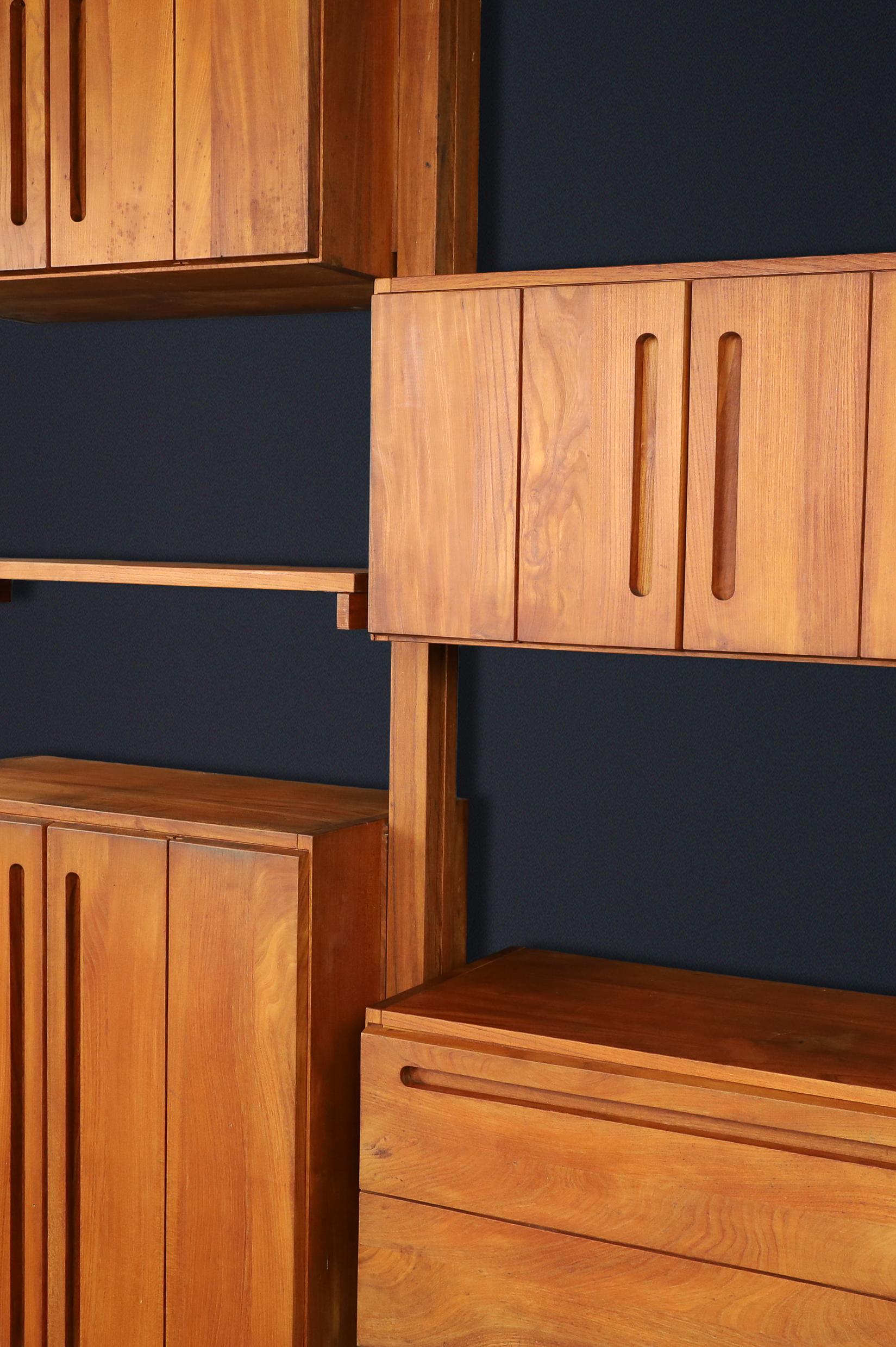 Modular Elmwood Bookcase in the Style of Pierre Chapo, France, 1960s In Good Condition For Sale In Almelo, NL