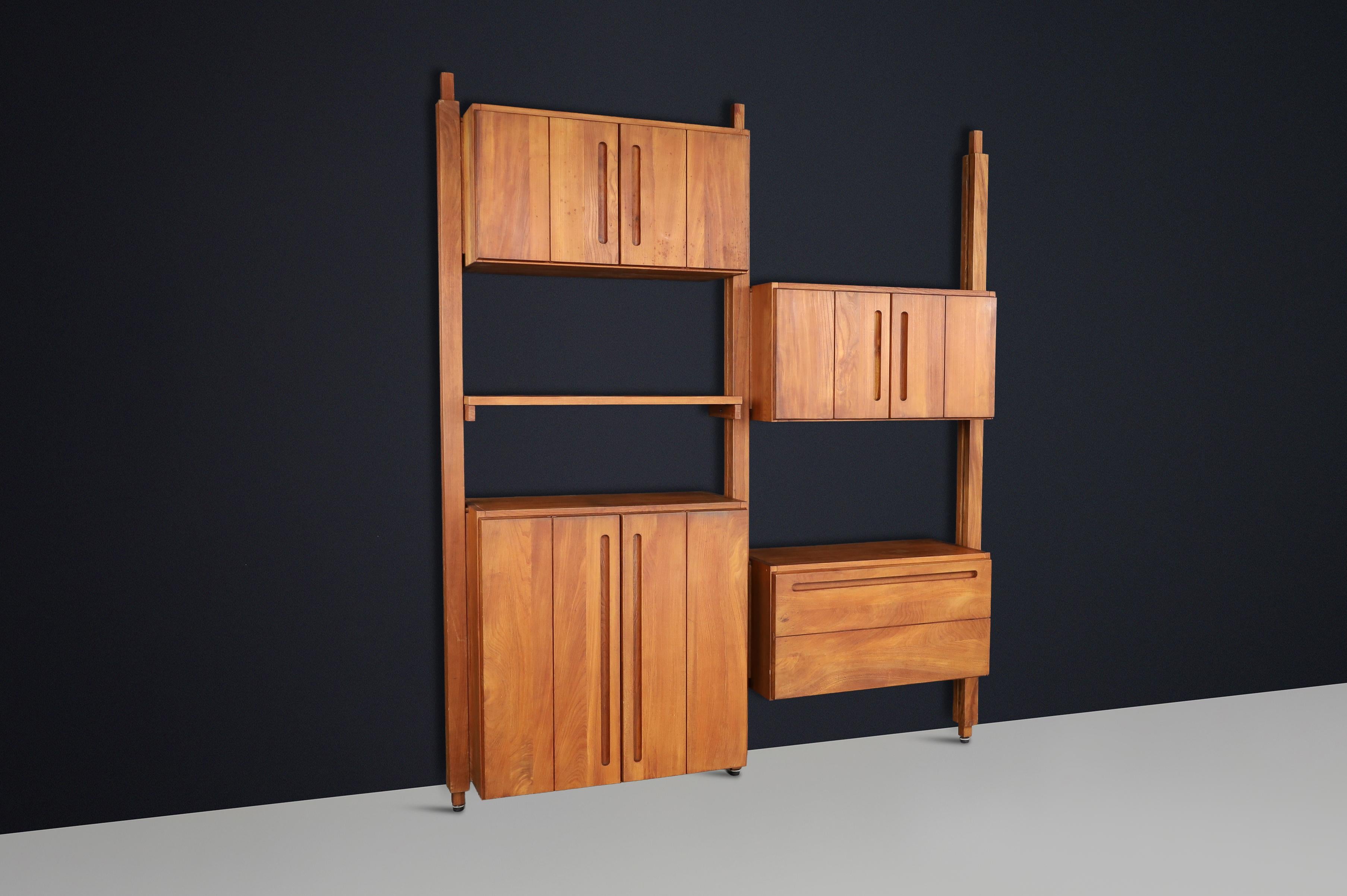 Modular Elmwood Bookcase in the Style of Pierre Chapo, France, 1960s For Sale 1