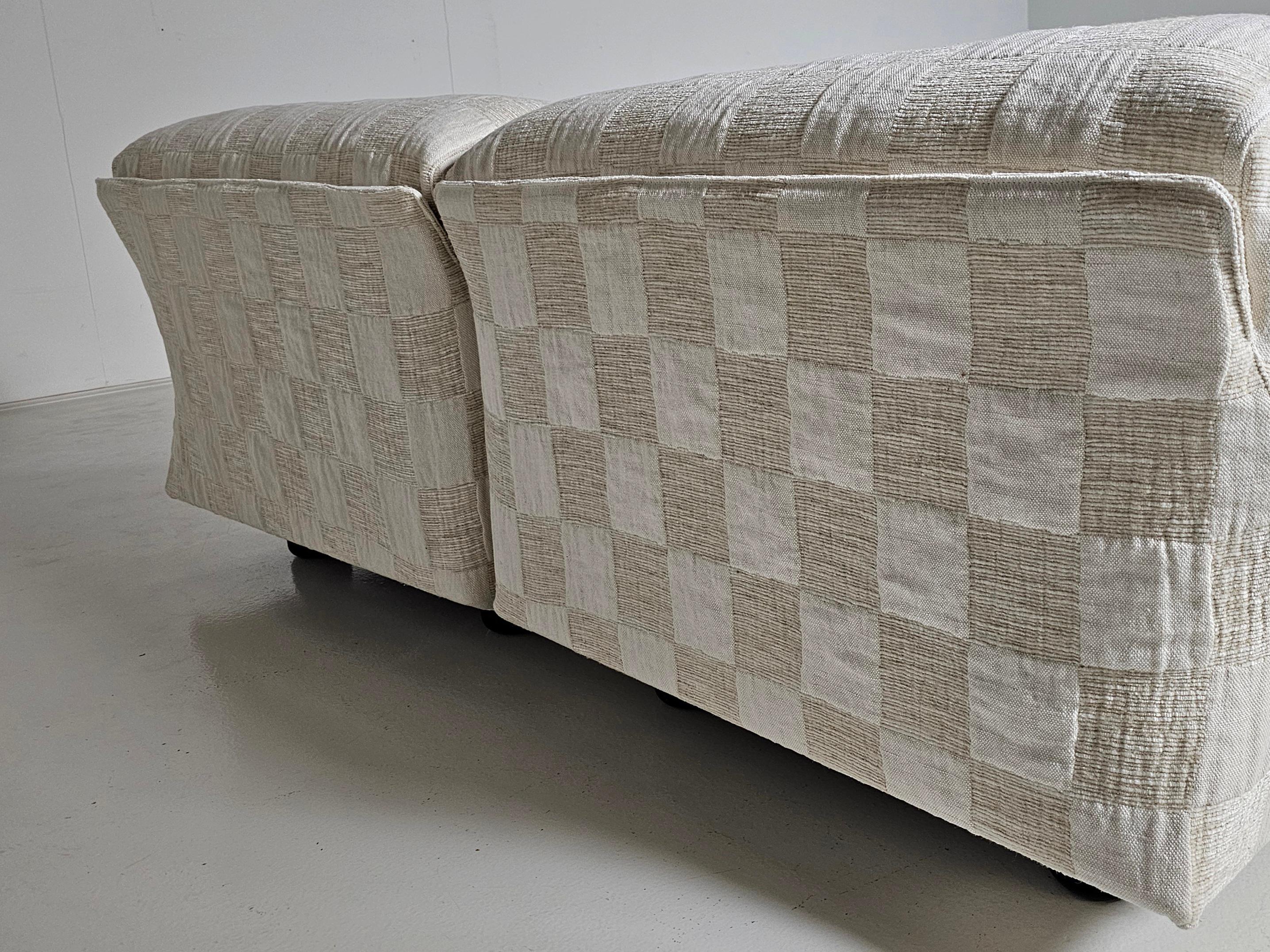 Wool Modular Fiandra sofa in cream checkered fabric by Vico Magistretti for Cassina For Sale