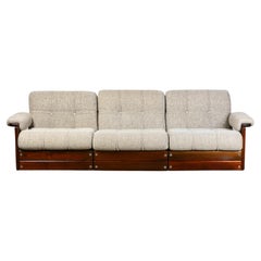 Modular French sofa, wood and marled beige fabric, from the 1970s