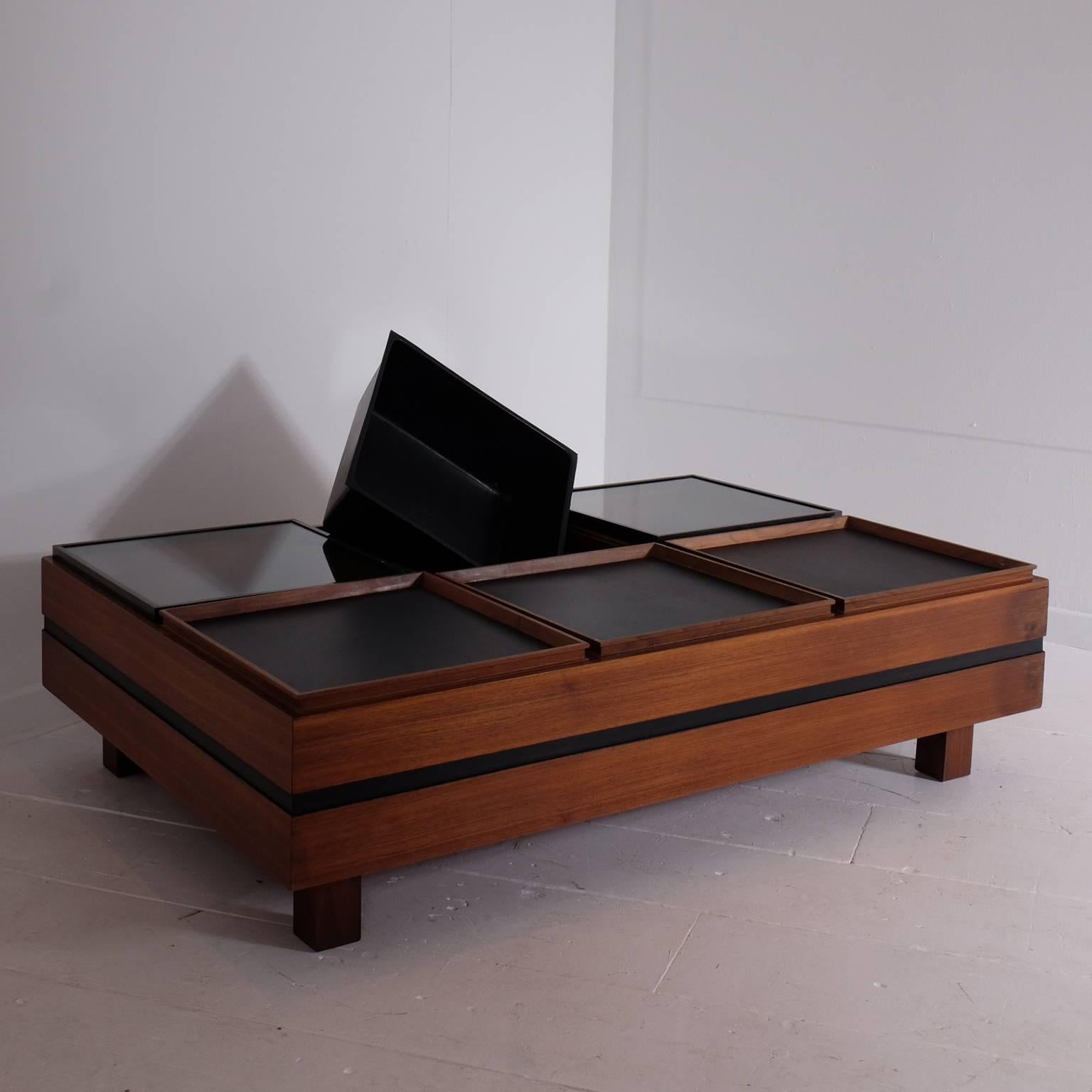 Modular Italian Coffee Table, by Sormani In Good Condition In Brussels, BE