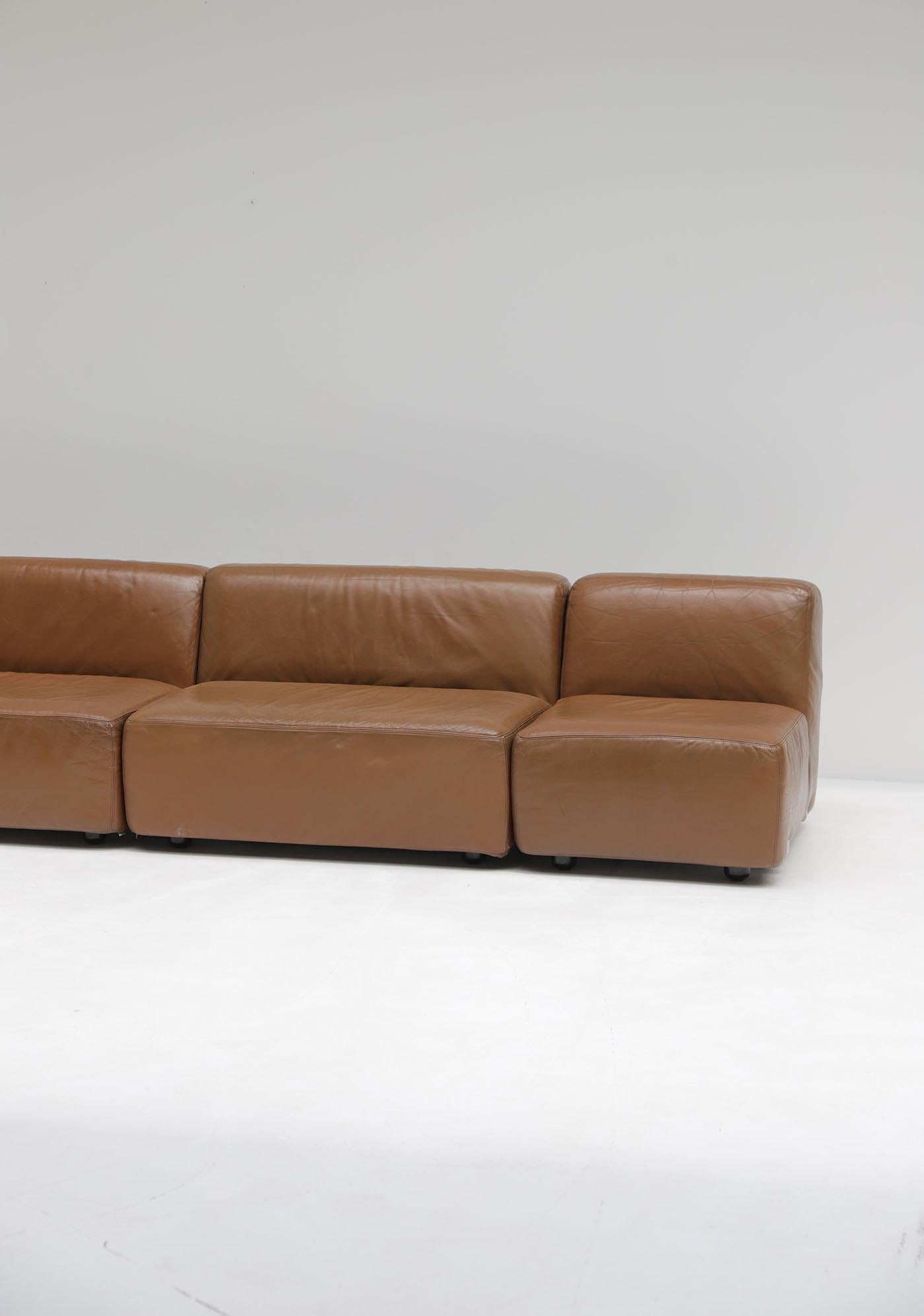 Sofá modular de cuero, fabricado por Durlet, Bélgica, años 70. en venta 3