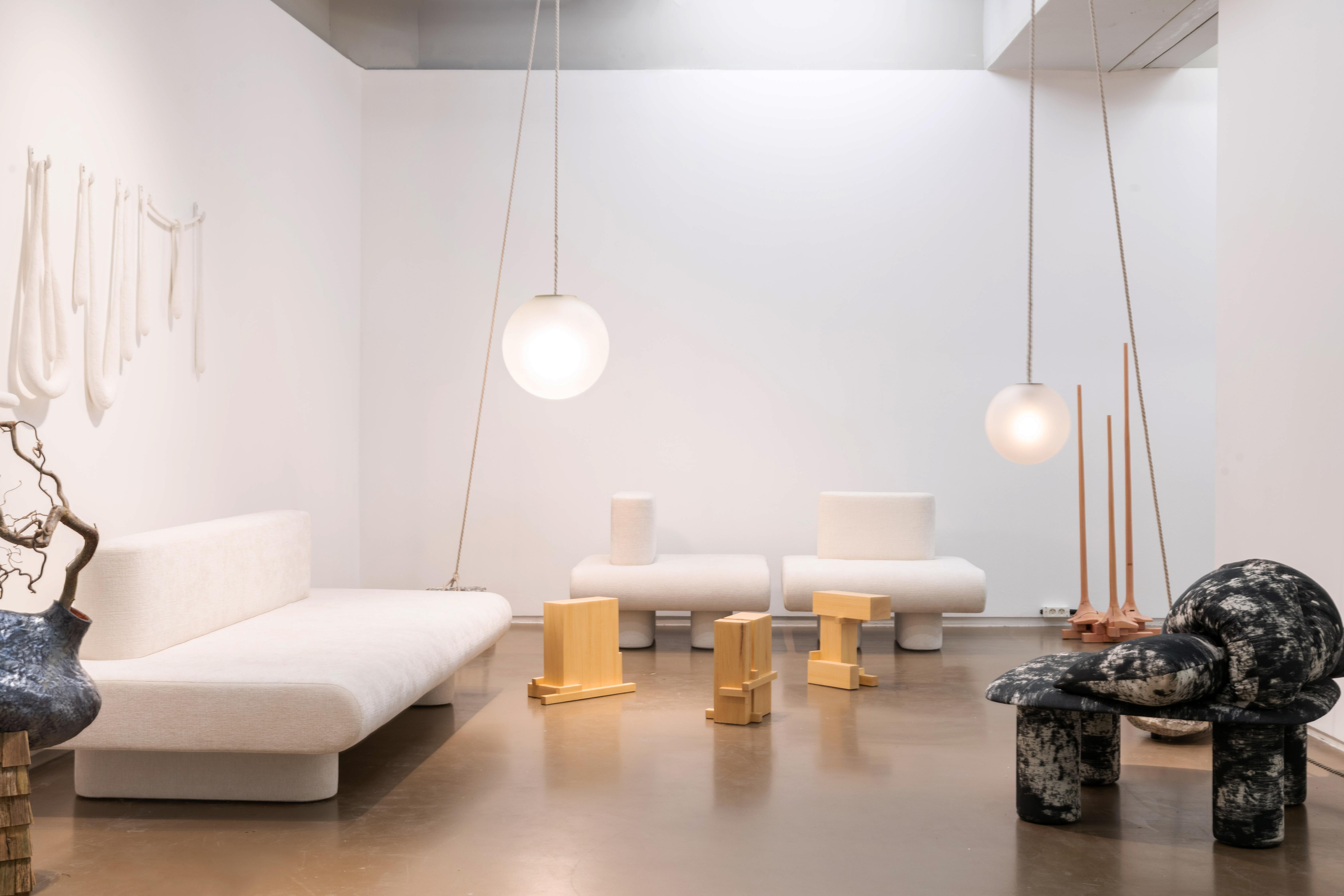 Modulares Lounge-Sofa mit Blumen-Sitzmöbeln von Olga Engel (21. Jahrhundert und zeitgenössisch) im Angebot