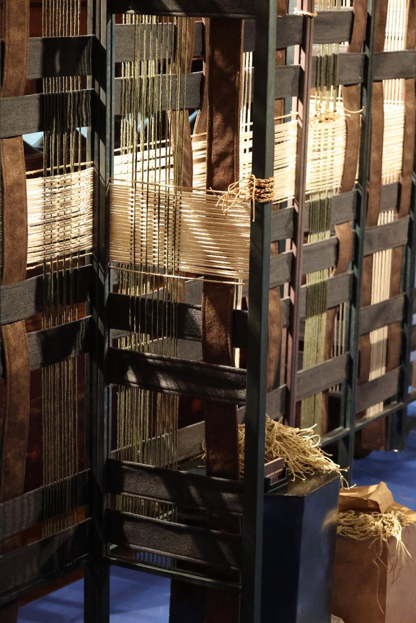 Divisorio modulare in metallo e tessuto da Salon of Art + Design di Costantini in vendita 5