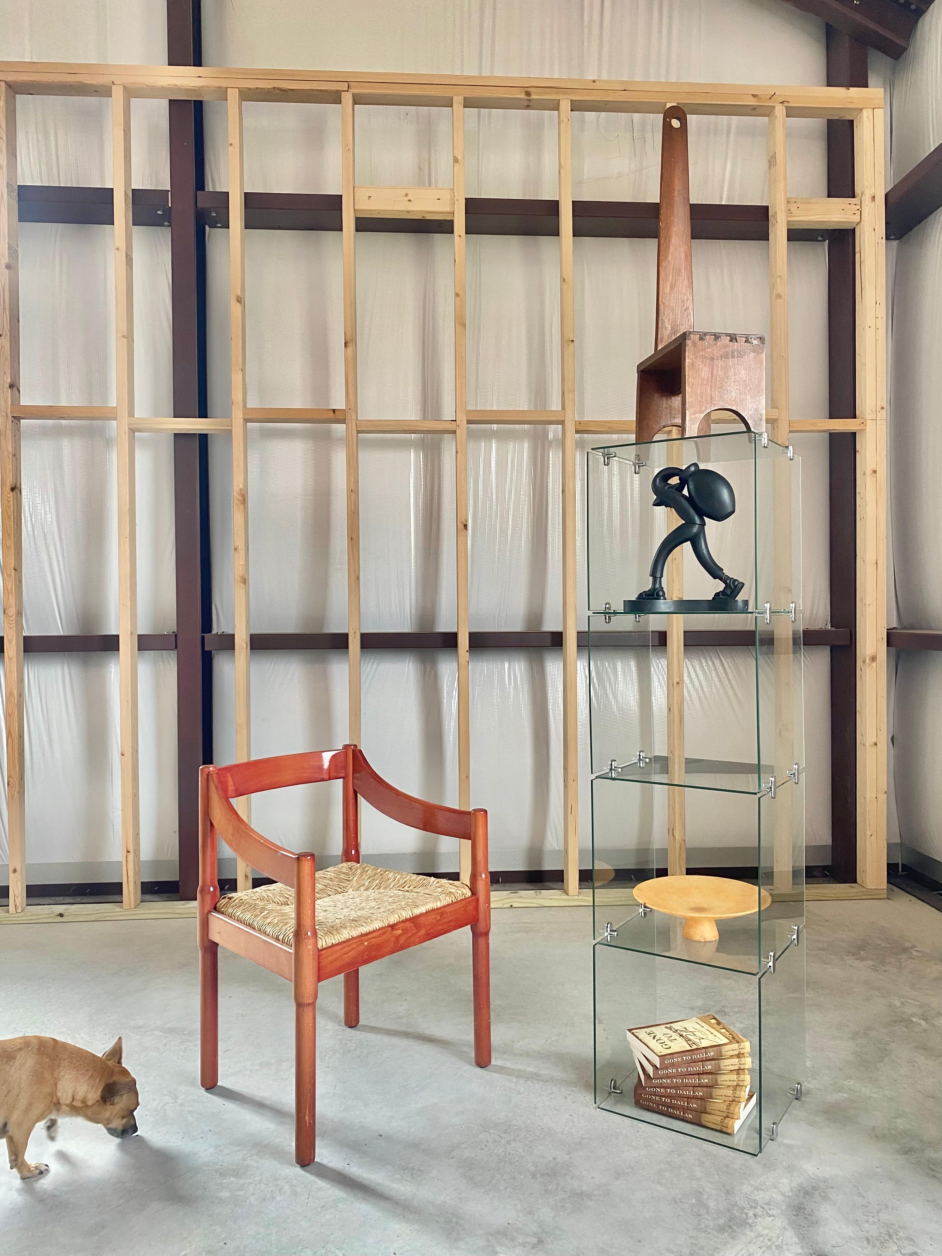 Modular Minimalist Glass + Chrome Display Vitrine In Good Condition For Sale In Round Top, TX