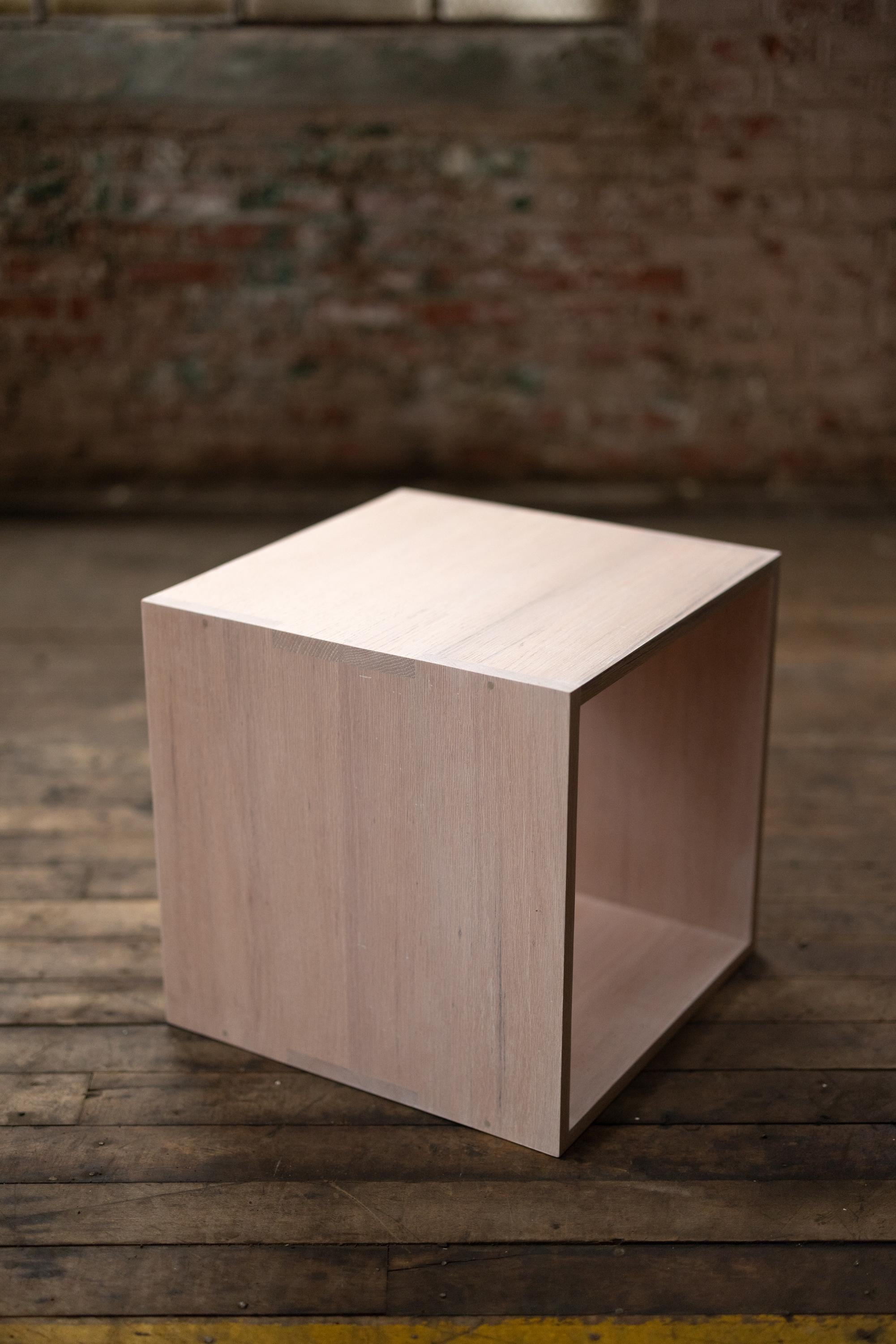 Modular Modern Solid Oakwood Cocktail Cubes with Bronze Details 'Set of 3' 1
