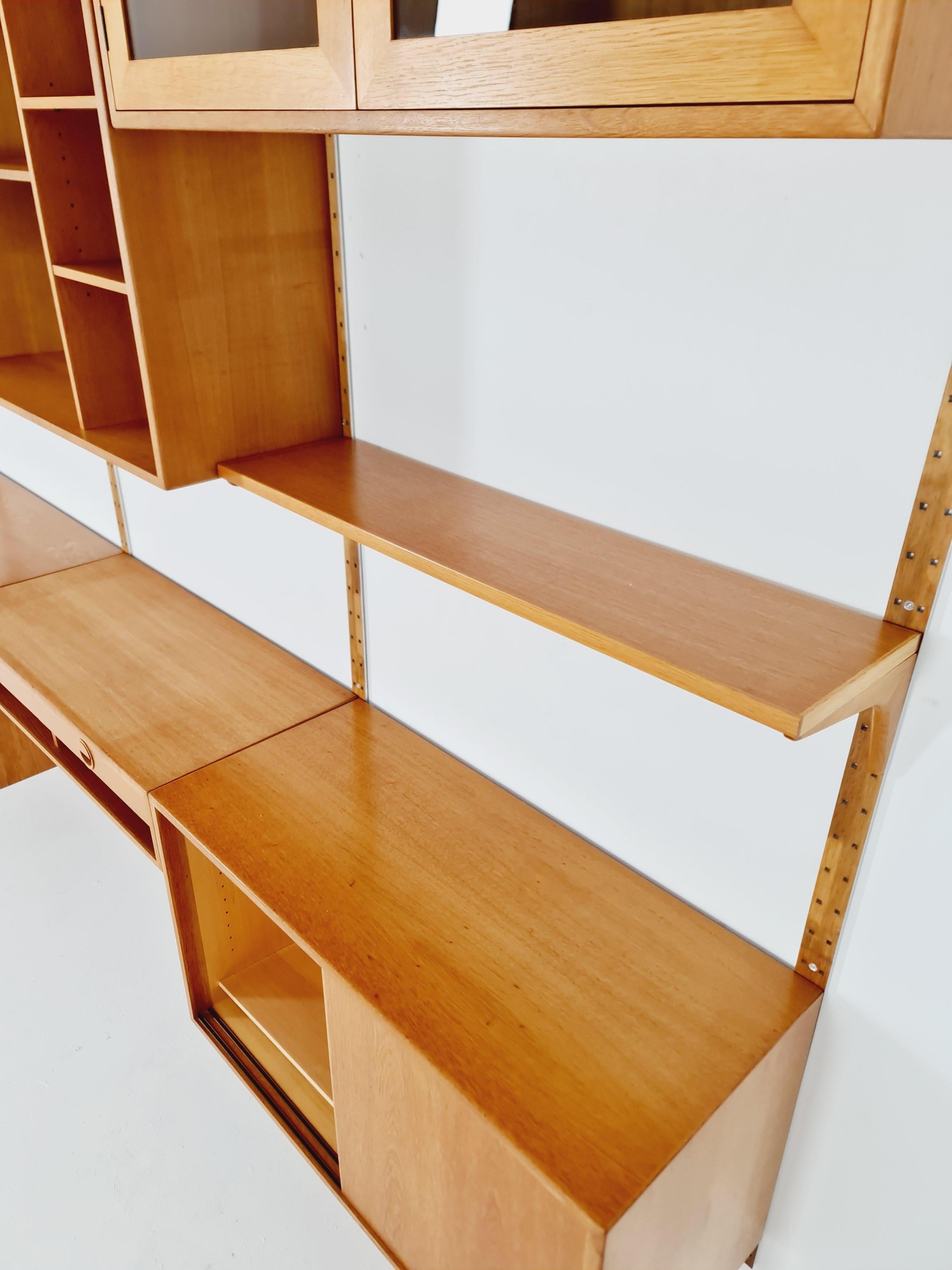 Sistema di scaffali modulari in Oak di Hansen & Guldborg Mobler, Danimarca, anni '60 in vendita 4