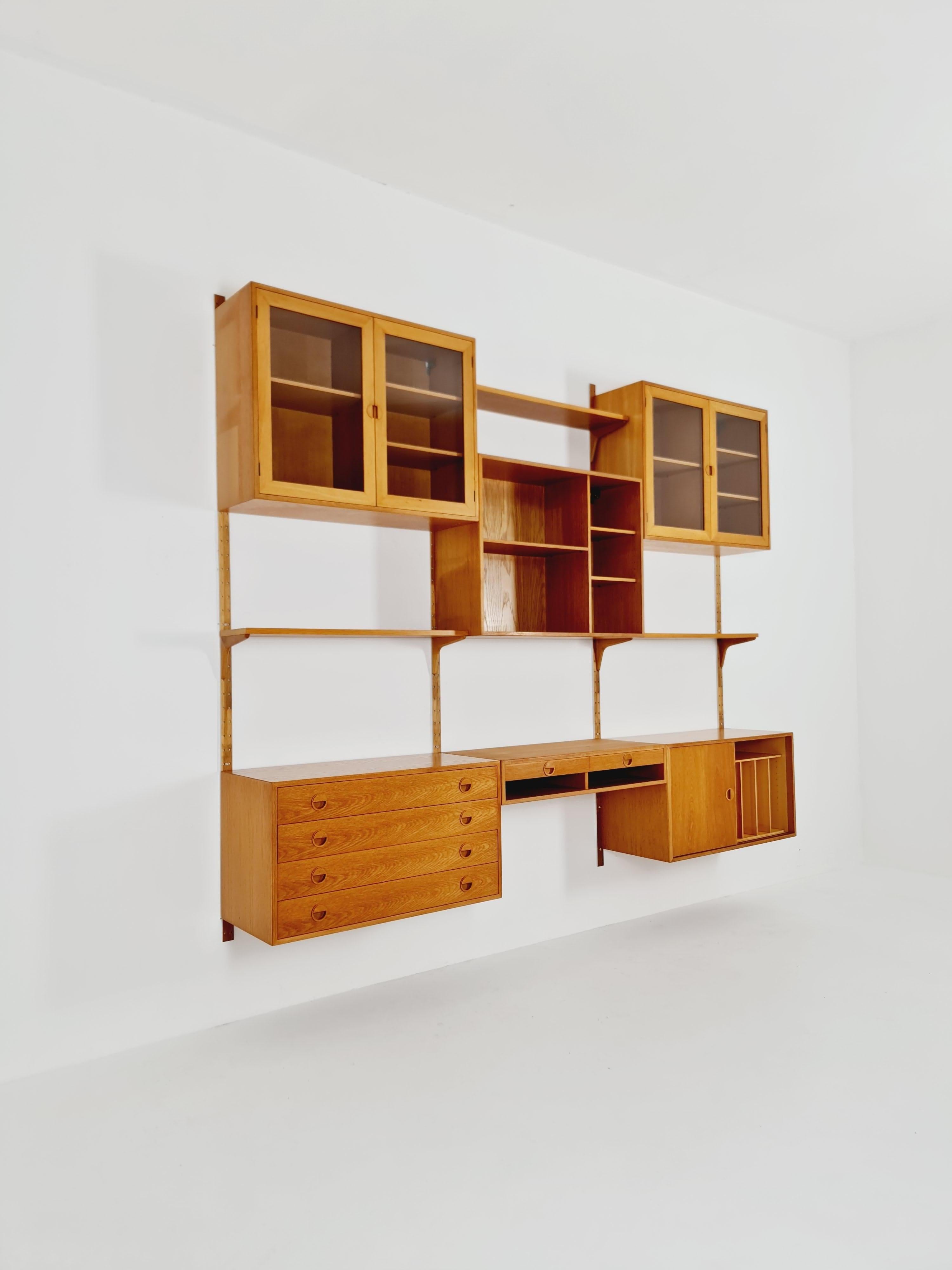 Sistema di scaffali modulari in Oak di Hansen & Guldborg Mobler, Danimarca, anni '60 in vendita 6