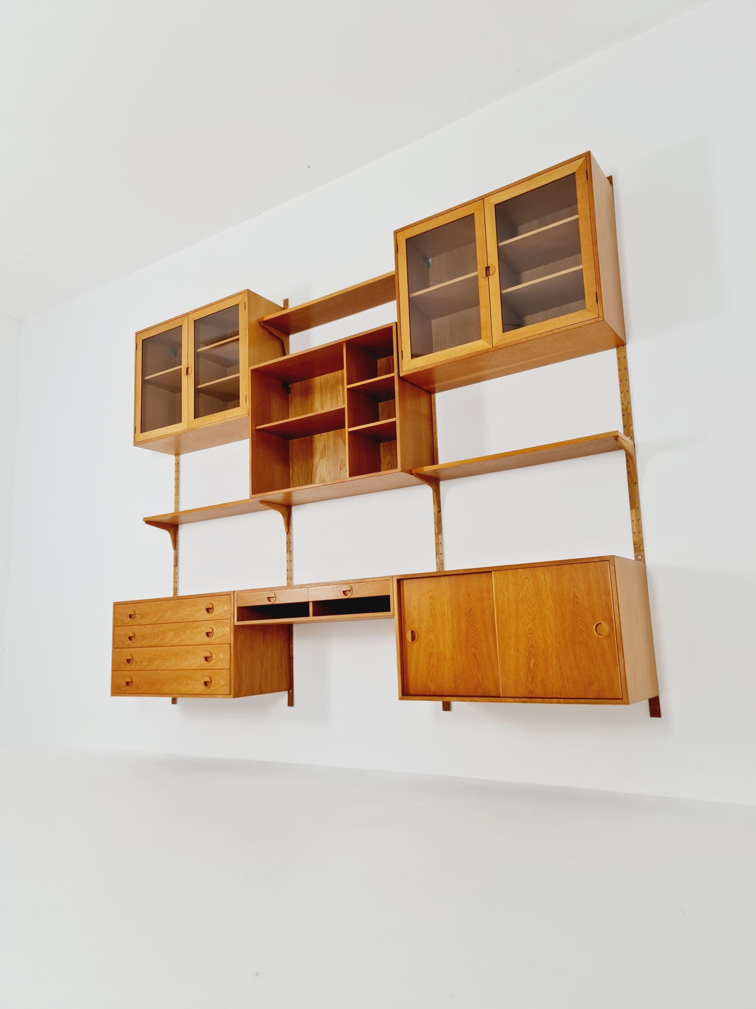 Mid-Century moderno Sistema di scaffali modulari in Oak di Hansen & Guldborg Mobler, Danimarca, anni '60 in vendita