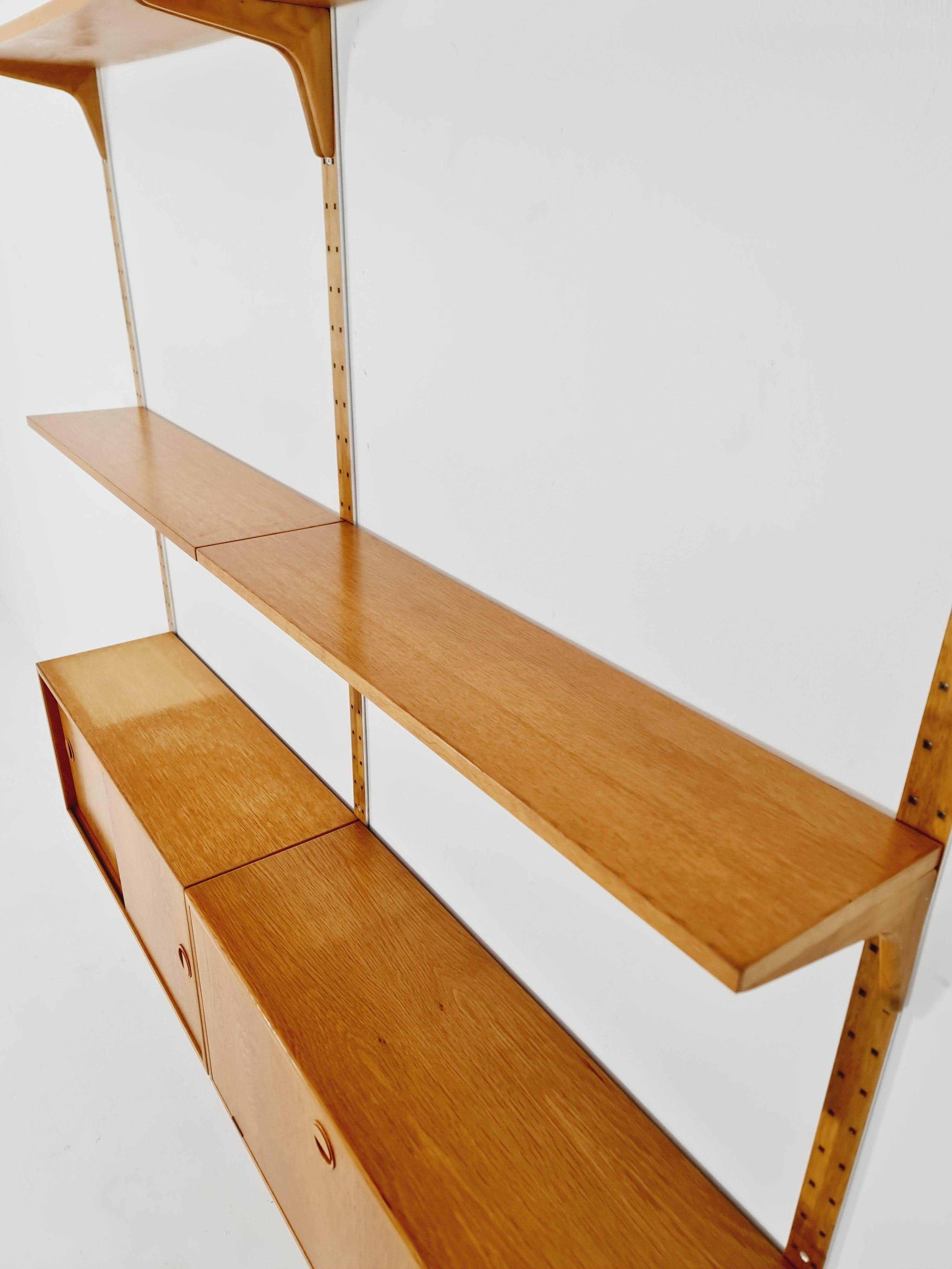 Danese Sistema di scaffali modulari in Oak di Hansen & Guldborg Mobler, Danimarca, anni '60 in vendita