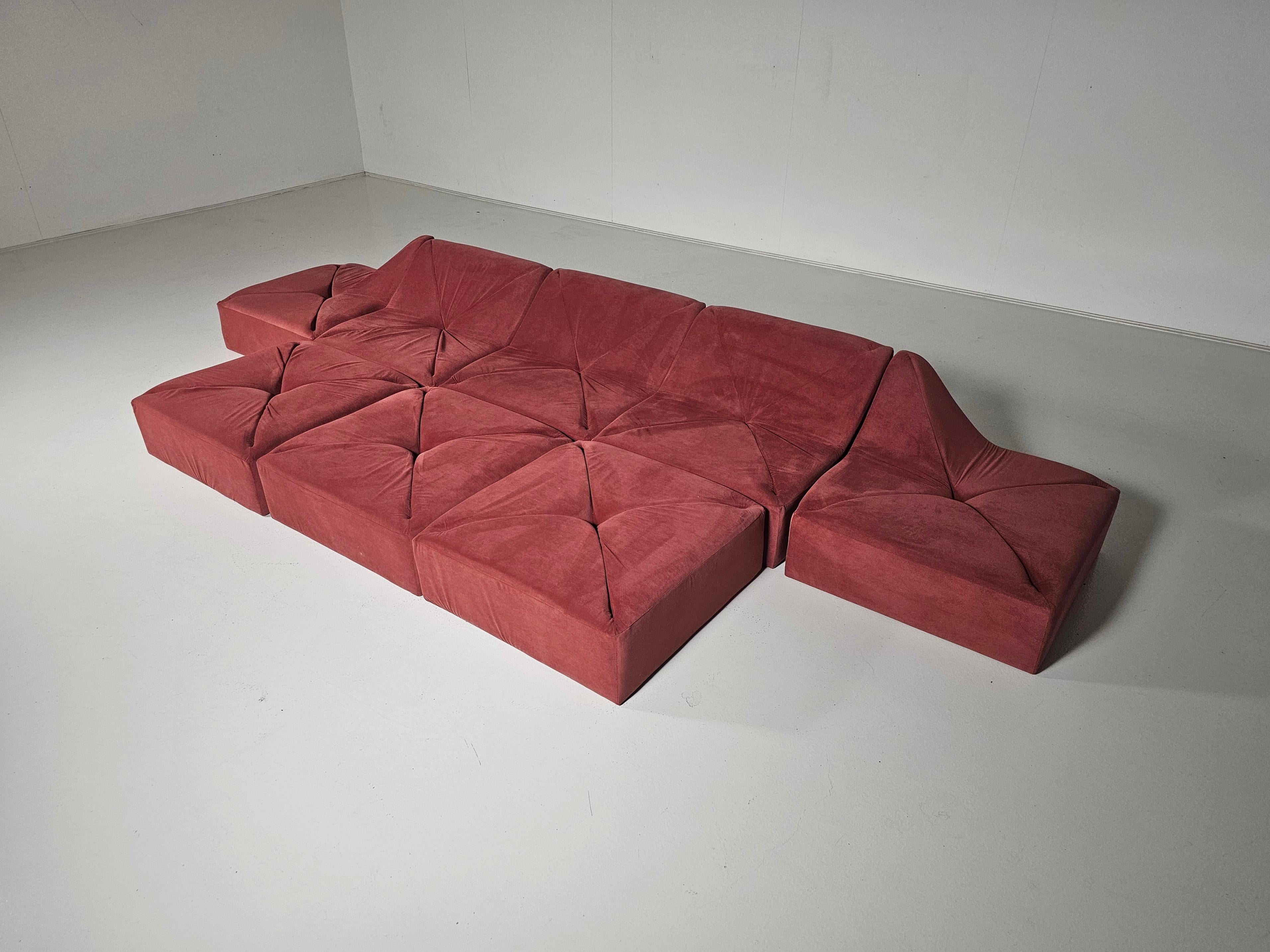 European Modular Pink Velvet landscape sofa, Italy, 1980s For Sale