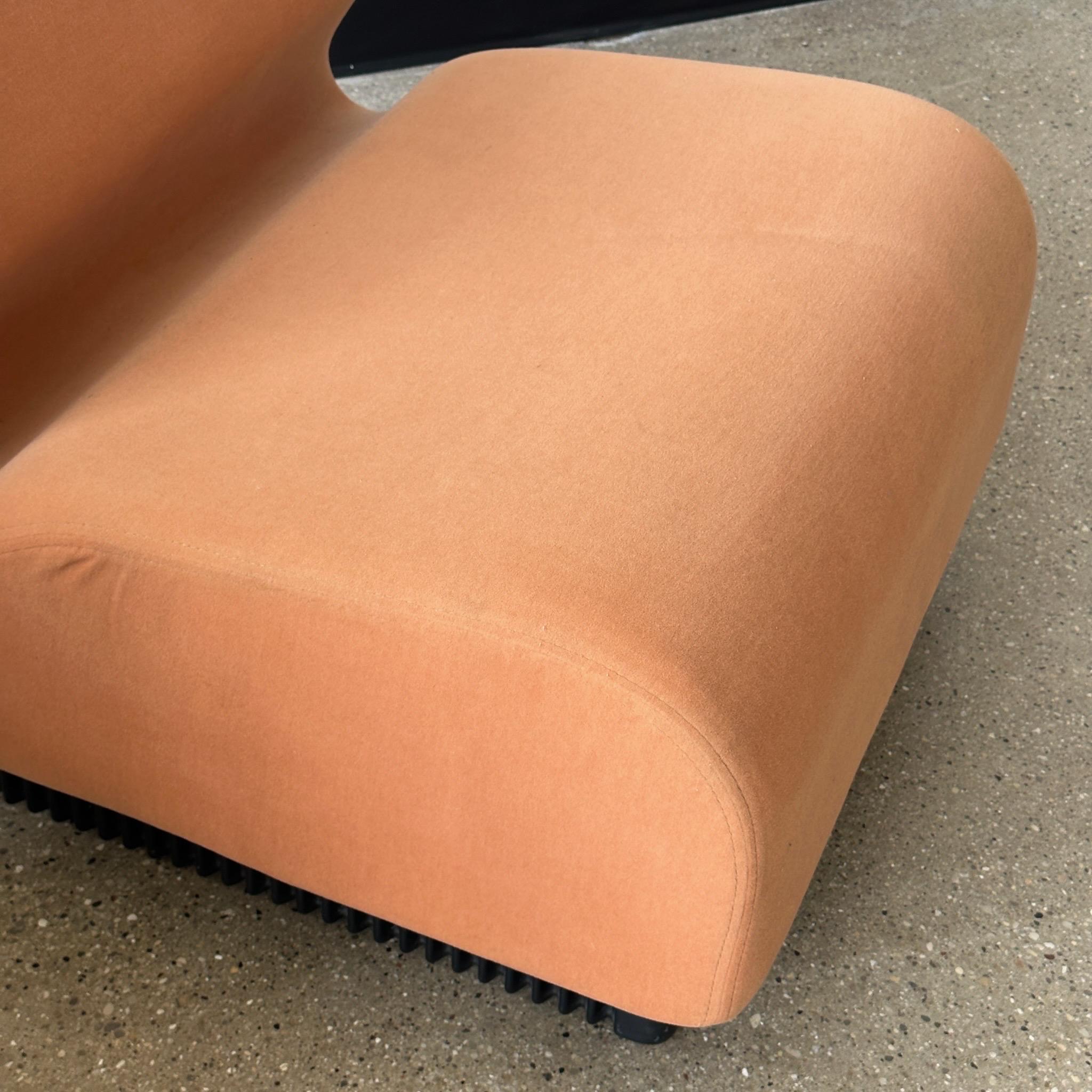 Modular Seating by Don Chadwick for Herman Miller 2