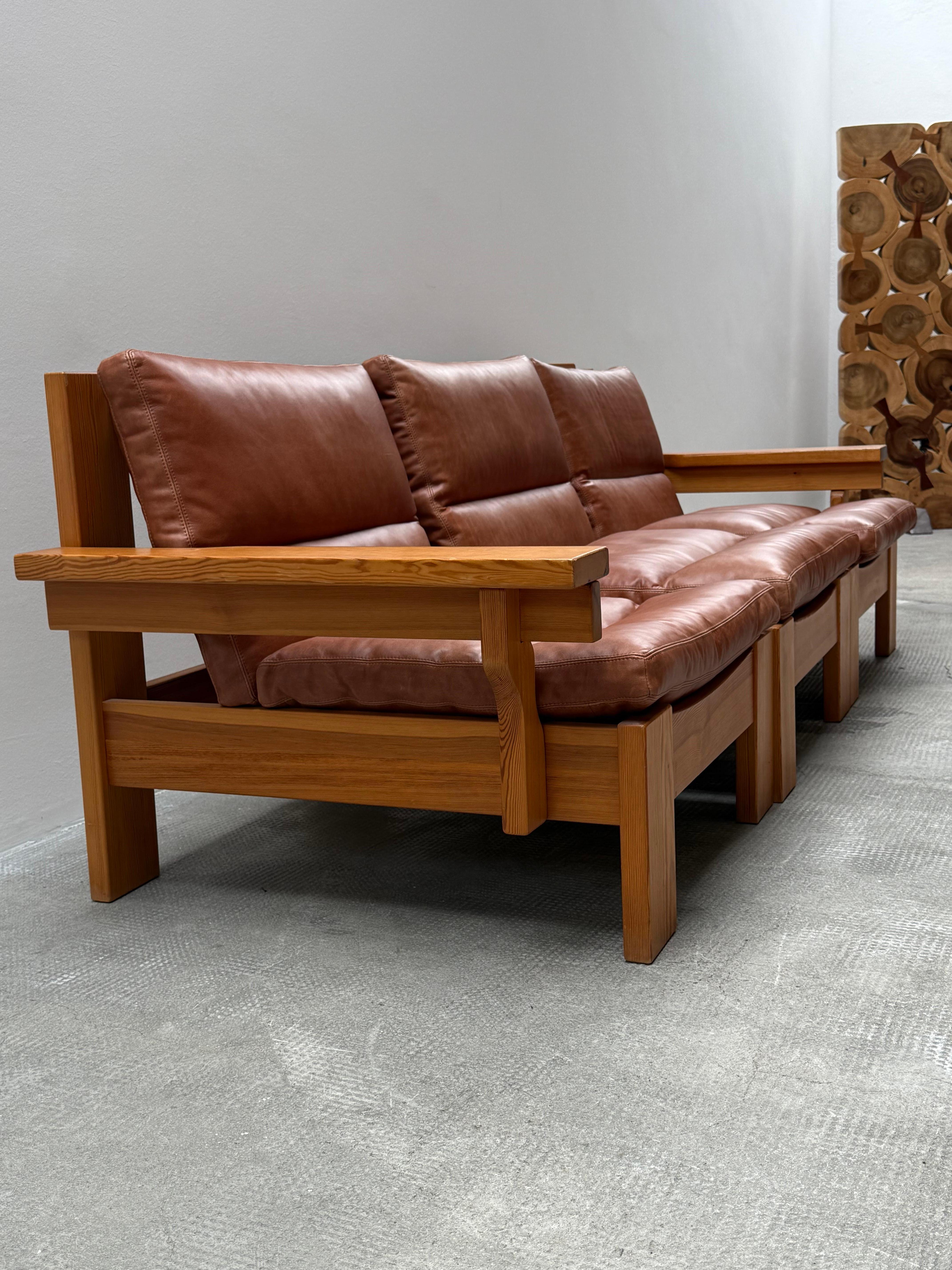 MODULARES SITZSOFA ARMOSCHIRM KIEFER-HOLZ-KOGNAC-LEDER, 1970er Jahre im Angebot 3