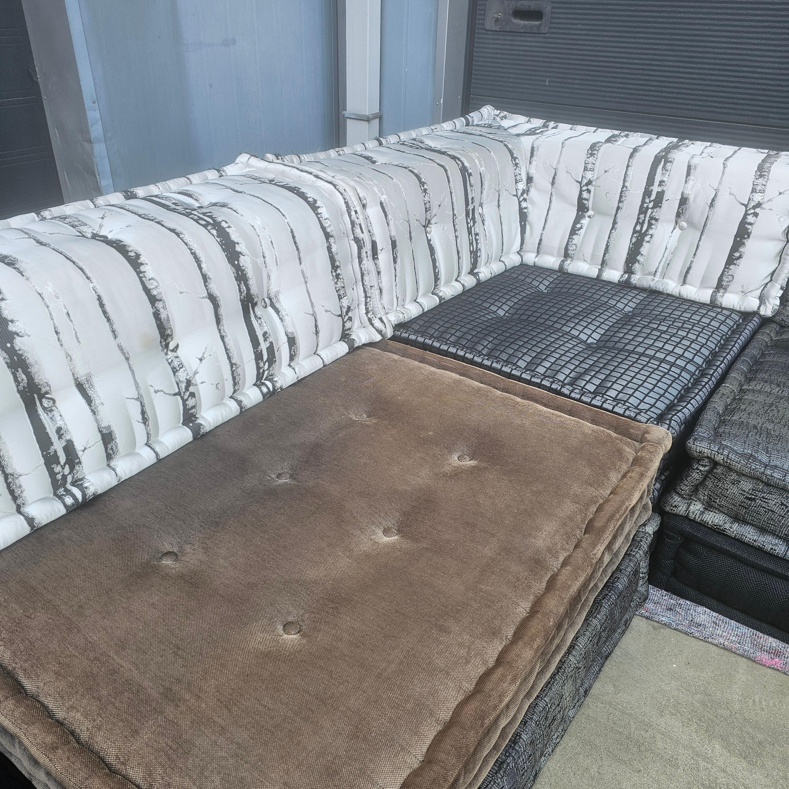 Sofá Seccional Modular a la Manera del 