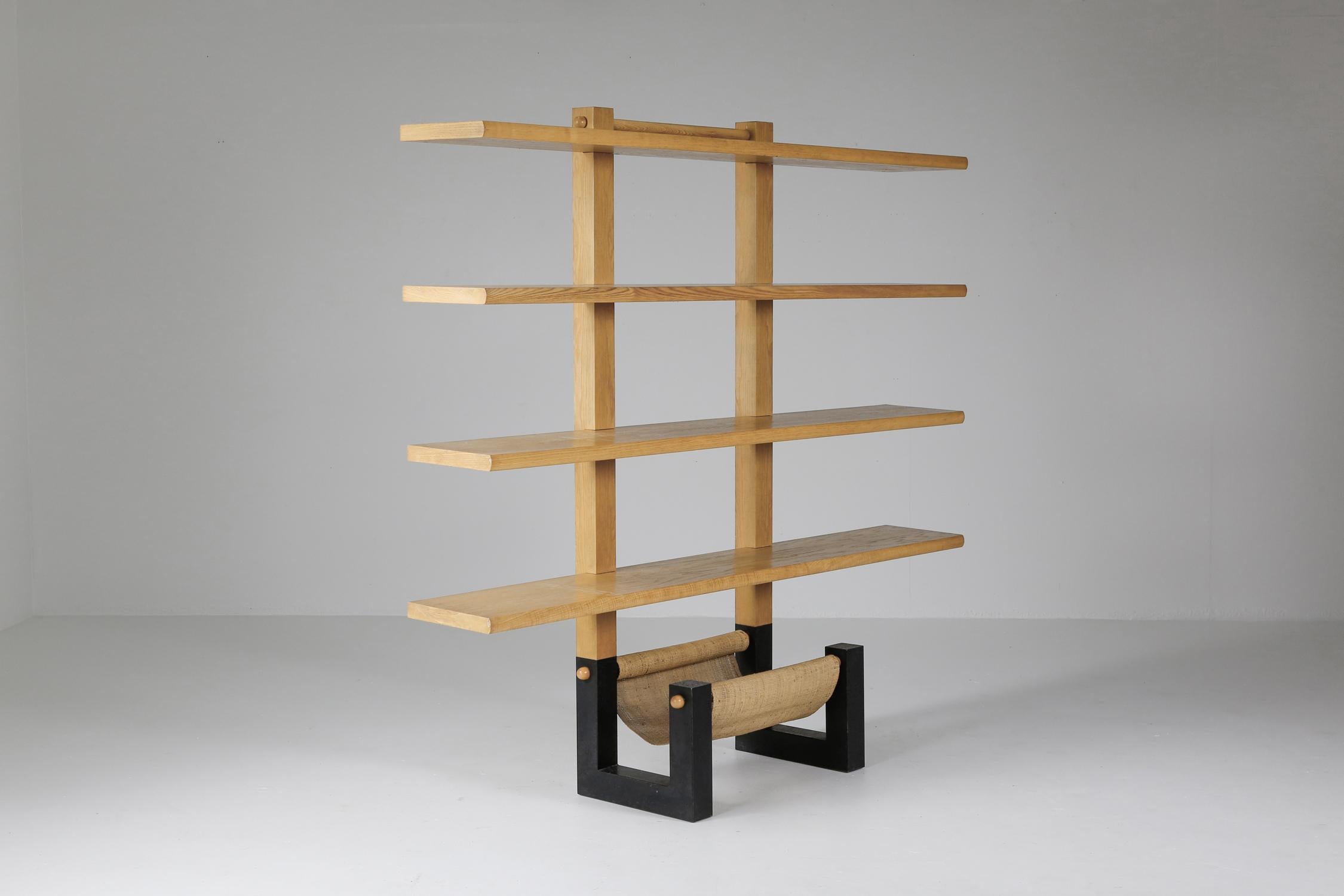 Ash shelving system, étagère, 4 adjustable shelves, Post-modern, Renato Toso, Roberto Pamio, Stilwood, Italy, 1970
Superb and unusual free standing shelves that could serve as a room divider.
This piece has some great assets which sets it apart