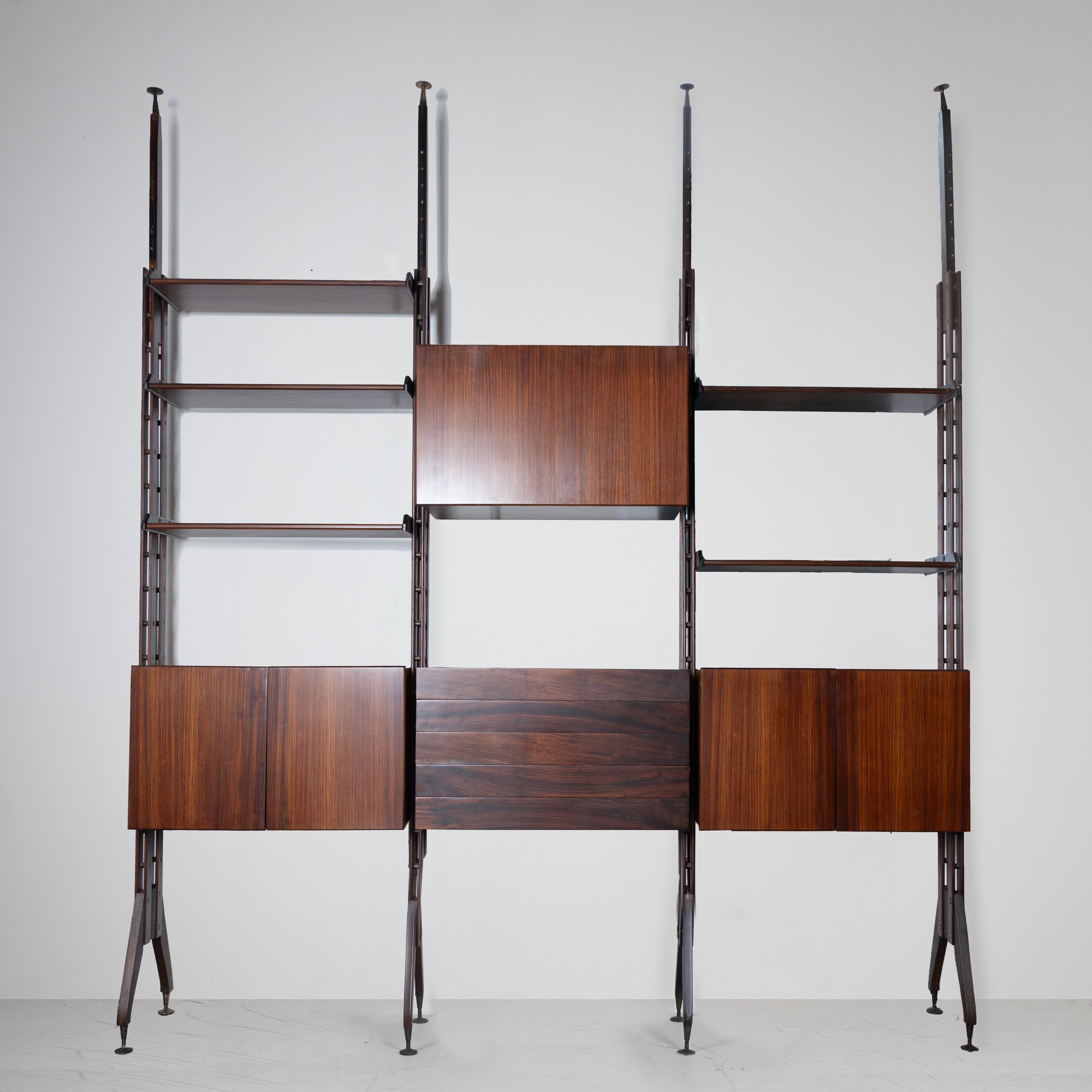 Librería modular con fondo de cielo, Manifattura Italiana, hacia 1960 en venta 2