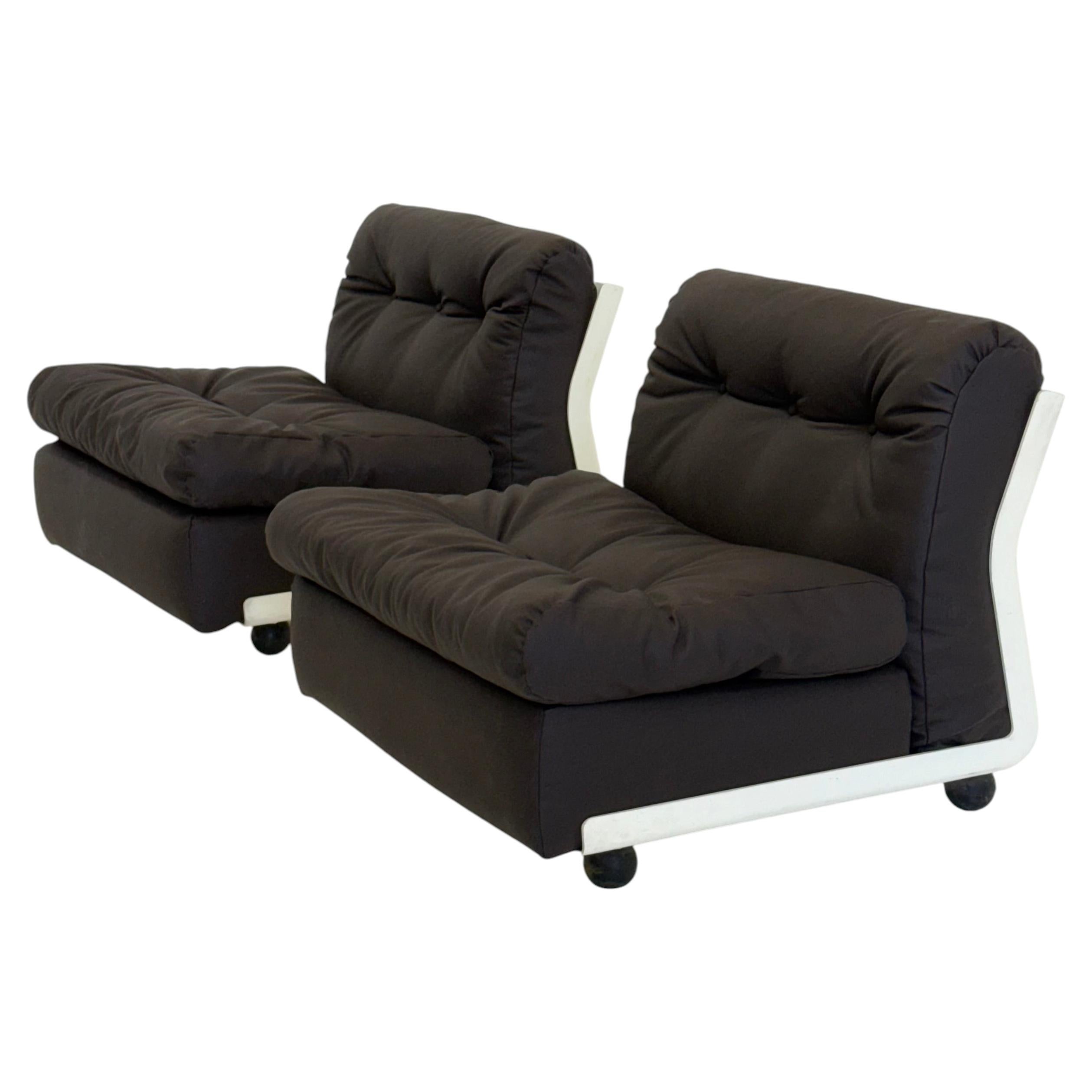 Conjunto modular de sofá y sillón Amanta, diseñado por Mario Bellini para C&B Italia, en marrón oscuro en venta