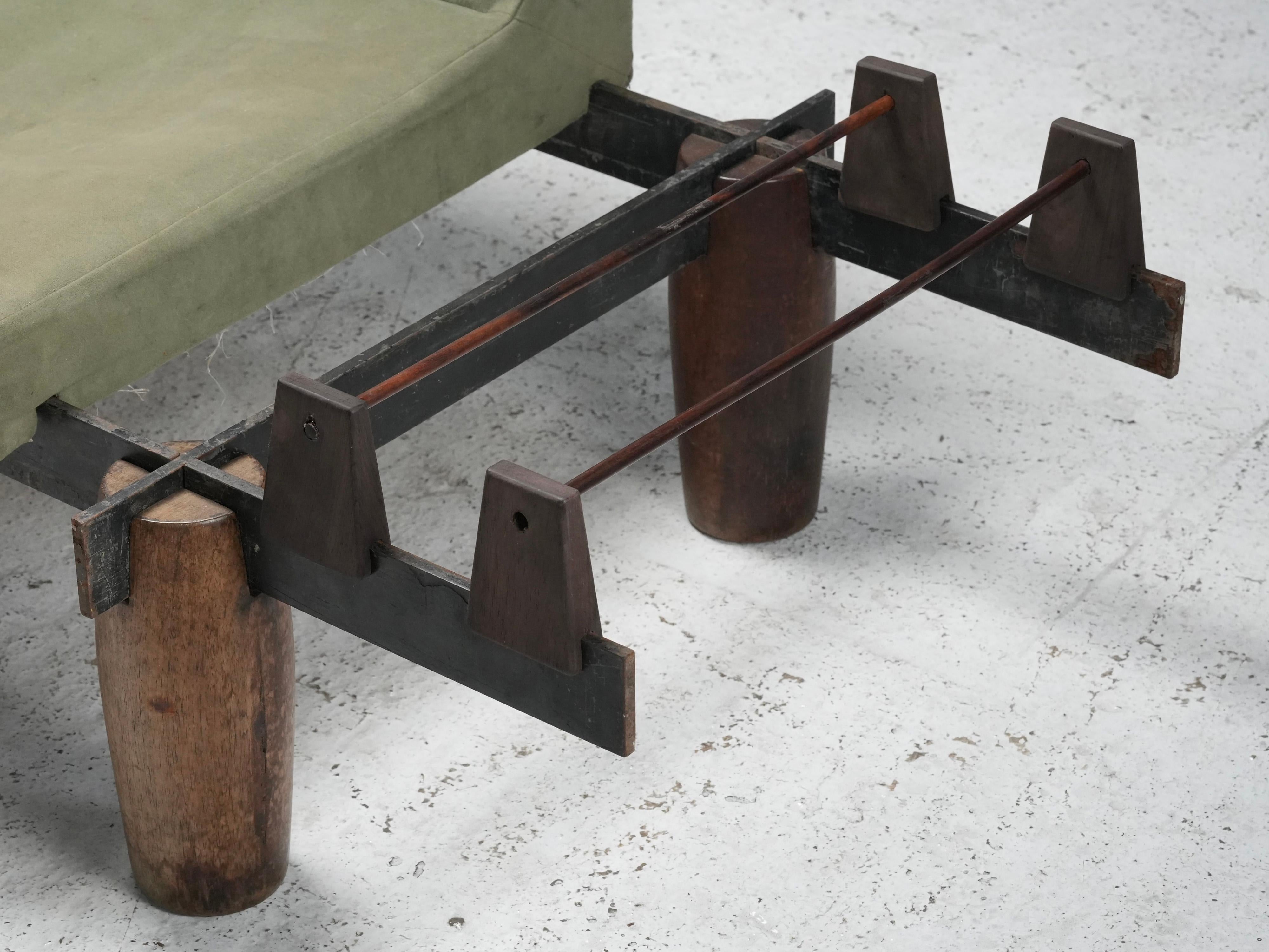 Divano modulare di Jorge Zalszupin in legno duro, acciaio e tessuto, Brasile, anni '60 in vendita 3