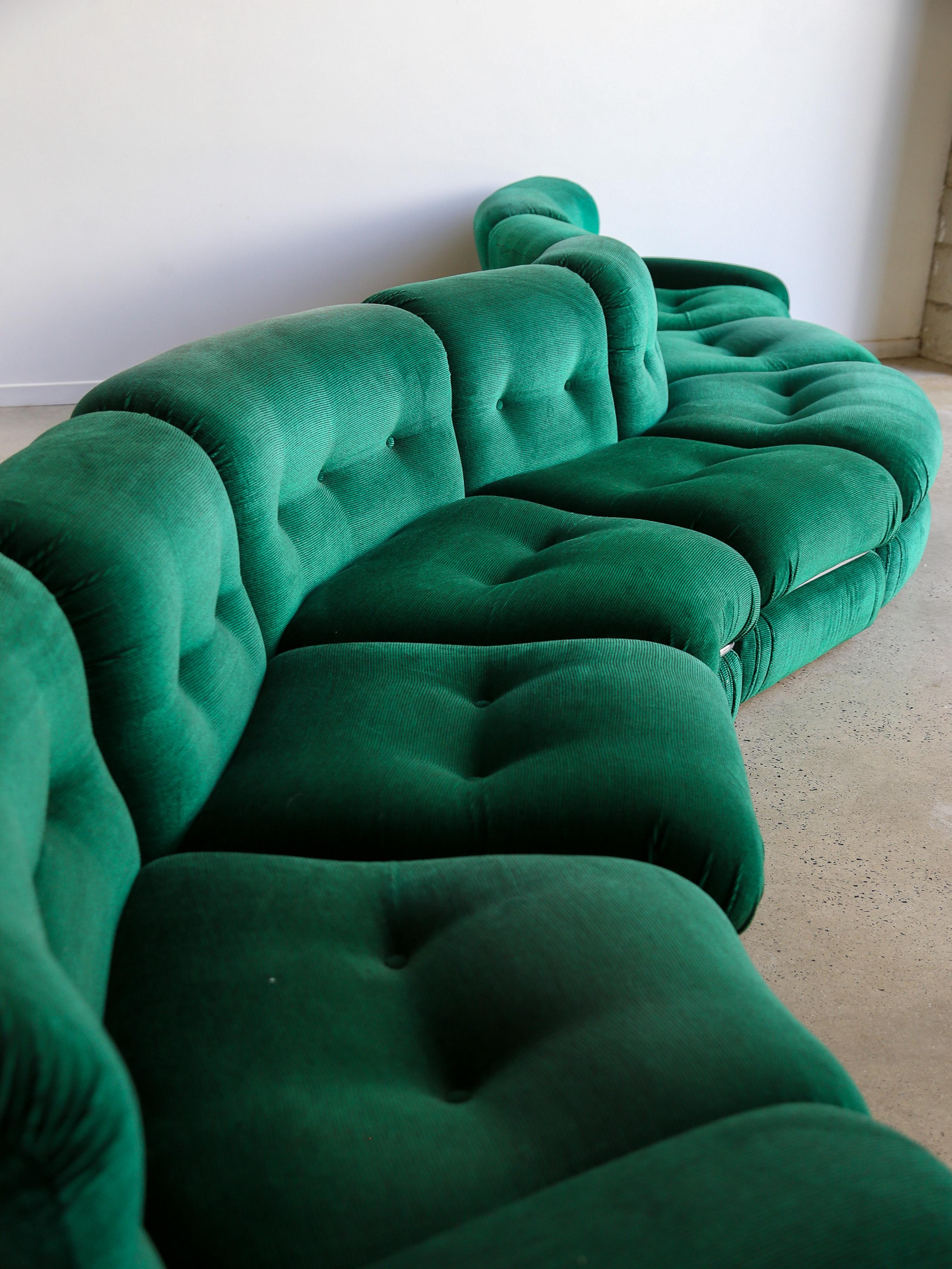 Canapé modulaire vert émeraude avec cadre chromé Adriano Piazzesi en vente 7
