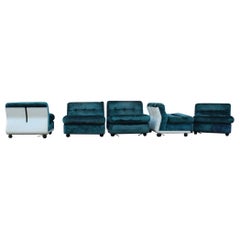 Modular Sofà Mario Bellini Amanta 1970s White and Green Italian Design Resin