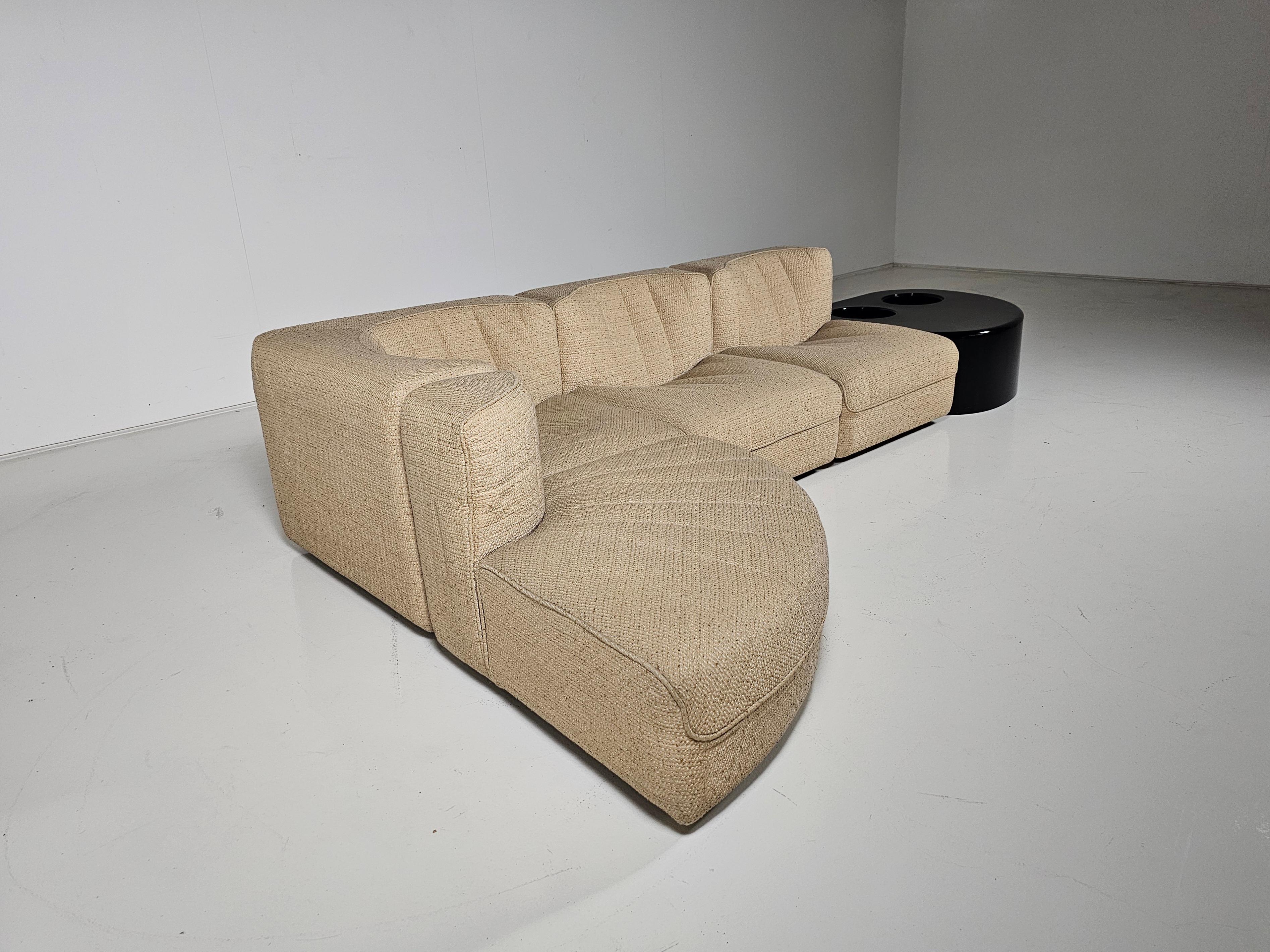Late 20th Century Modular Sofa Model 9000 in original beige fabric, Tito Agnoli, Arflex, 1970s