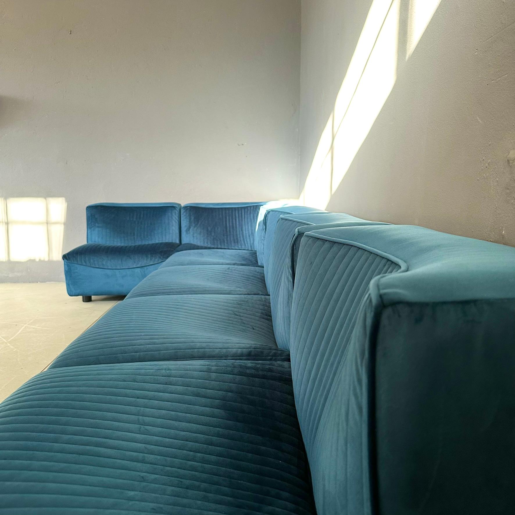 Fabric Modular sofa 'Novemila' design by Tito Agnoli for Artflex, 1969, six modules
