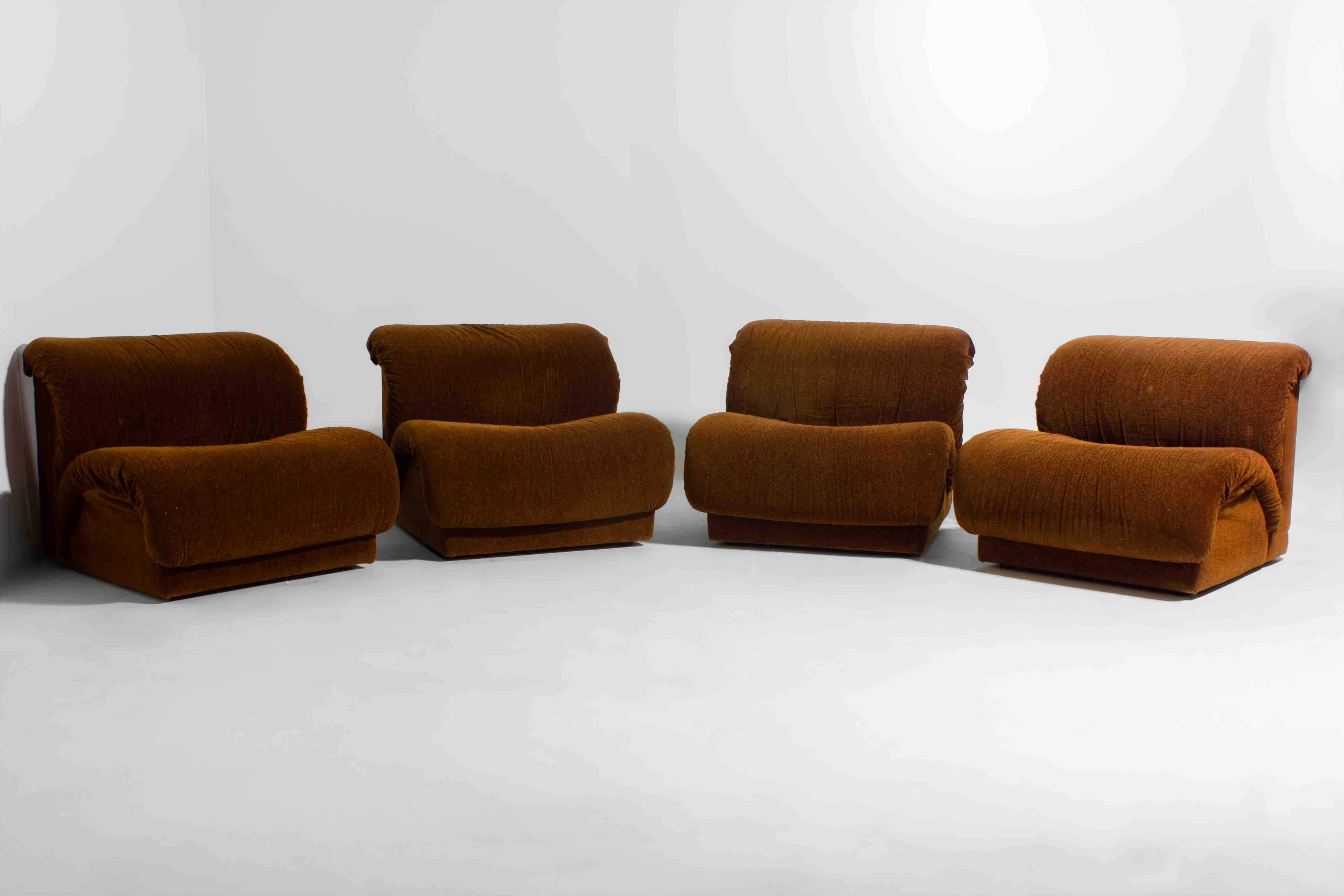 italien Modular Sofa Set in rust-brown fabric by Doimo, Italy (1970s) en vente