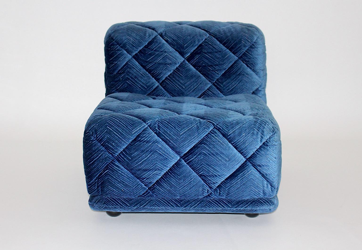 Modular Space Age Vintage Blue Velvet Lounge Chair Rhombos Wittmann 1970 Austria In Good Condition For Sale In Vienna, AT