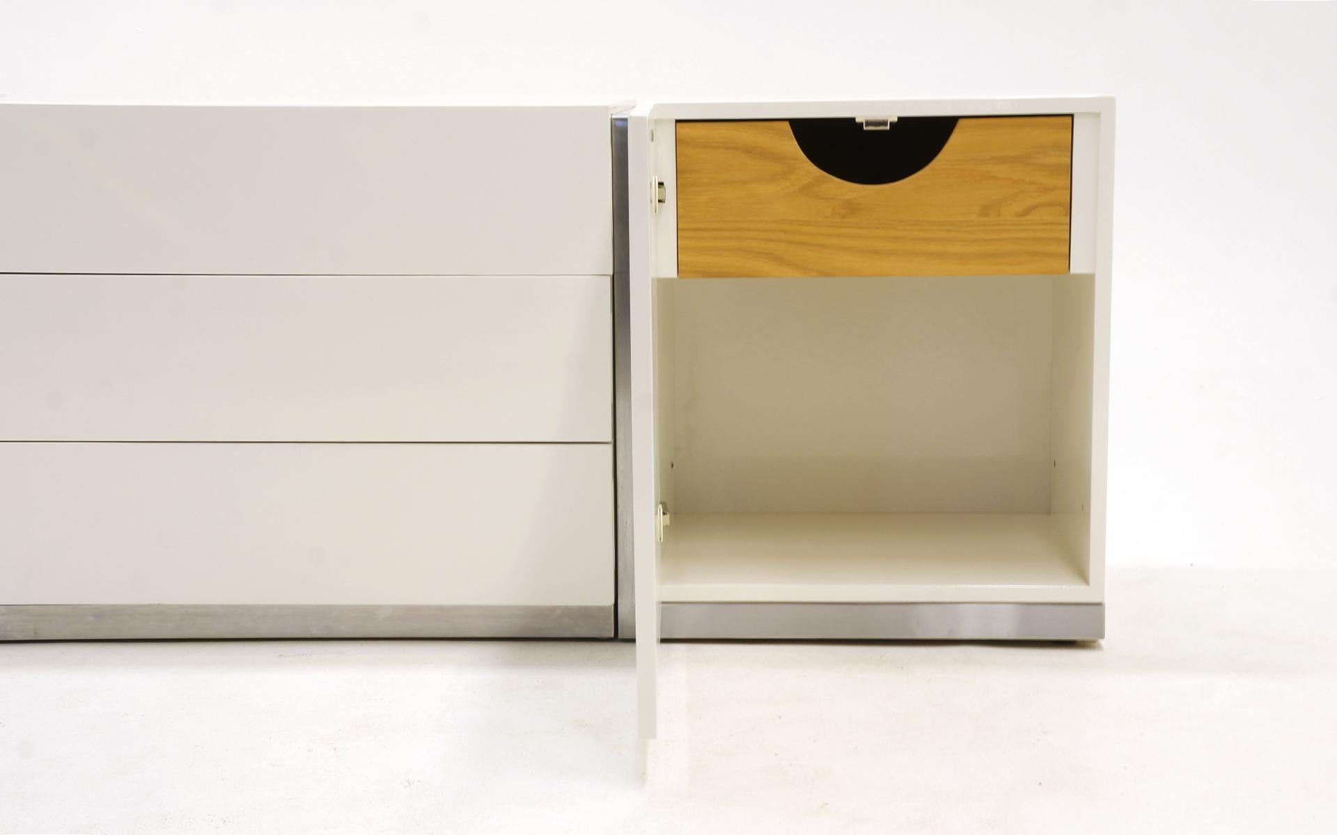 American Modular Storage Cabinets with Drawers & Shelves by Milo Baughman, White / Ivory 