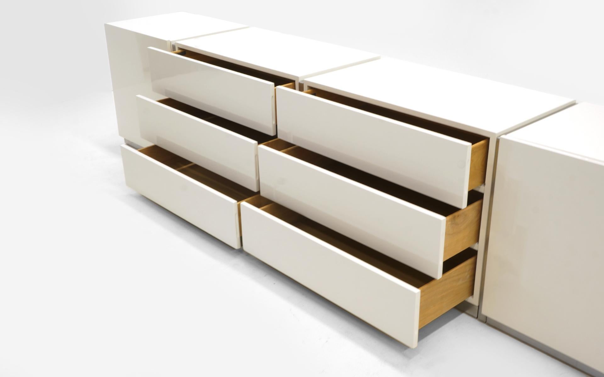 Late 20th Century Modular Storage Cabinets with Drawers & Shelves by Milo Baughman, White / Ivory 