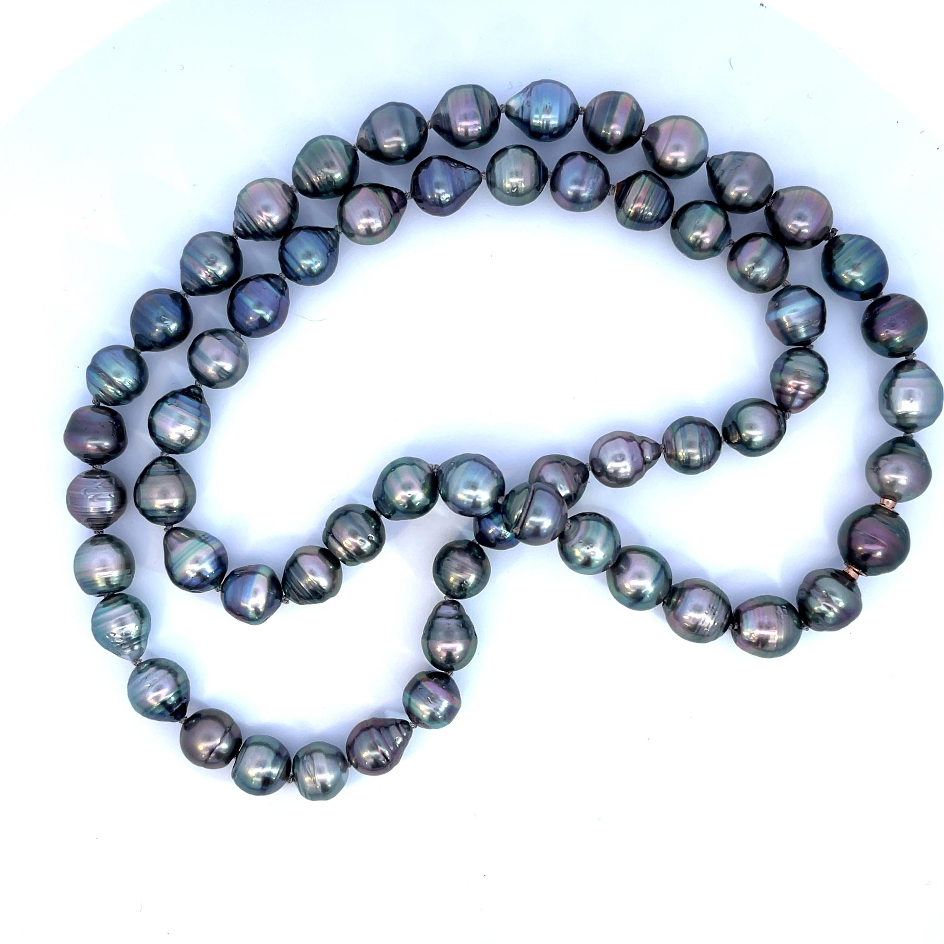 Contemporary Modular Tahitian Pearl Strand with 18k Rose Gold Keys and a Self Clasp For Sale